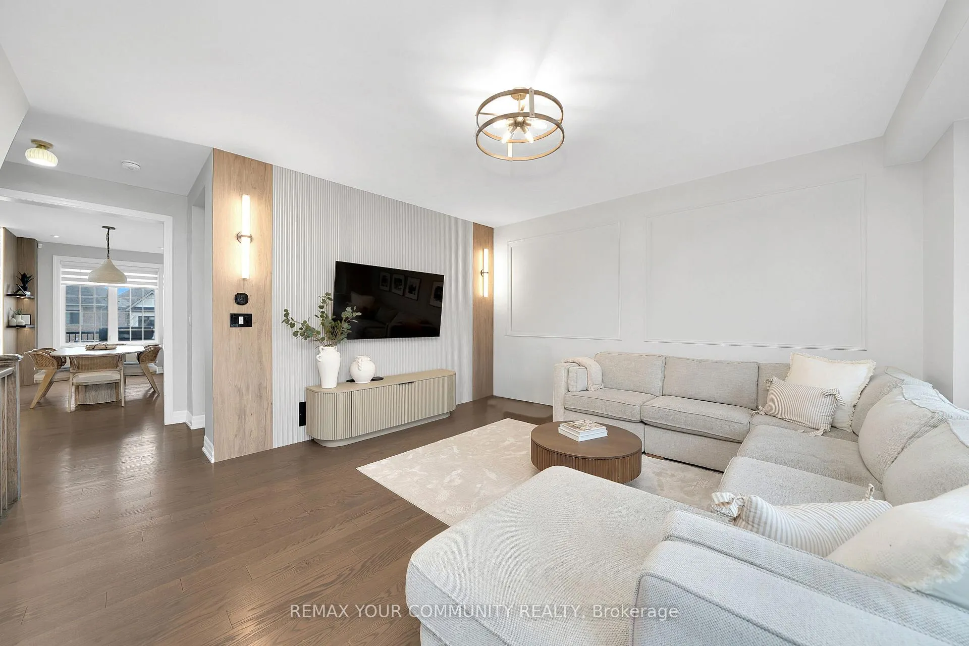 Photo 14 of 313 Kleinburg Summit Way, Vaughan, Kleinburg — HOMEH