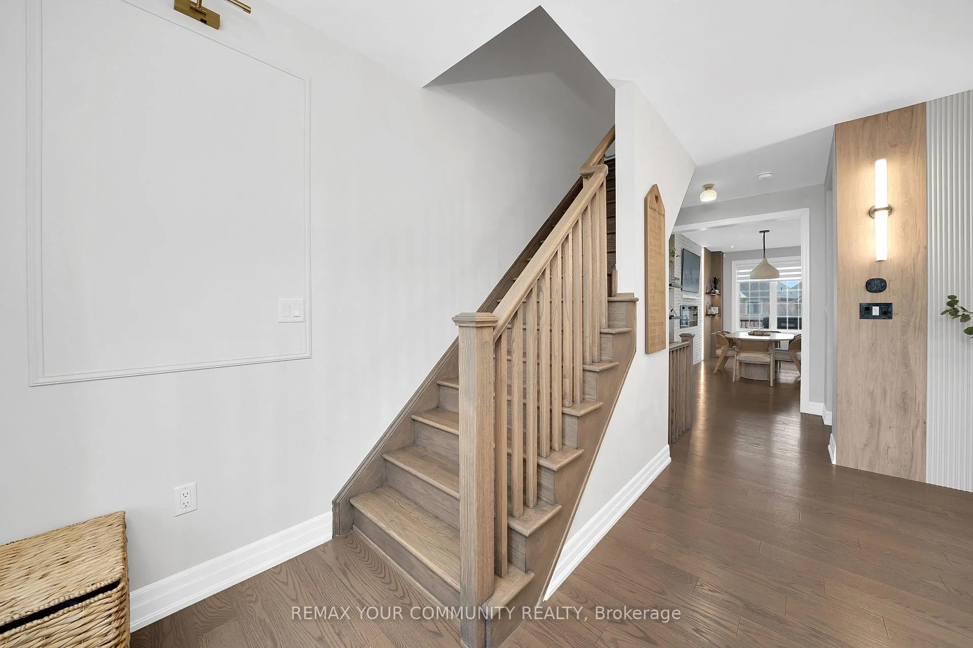 Photo 16 of 313 Kleinburg Summit Way, Vaughan, Kleinburg — HOMEH