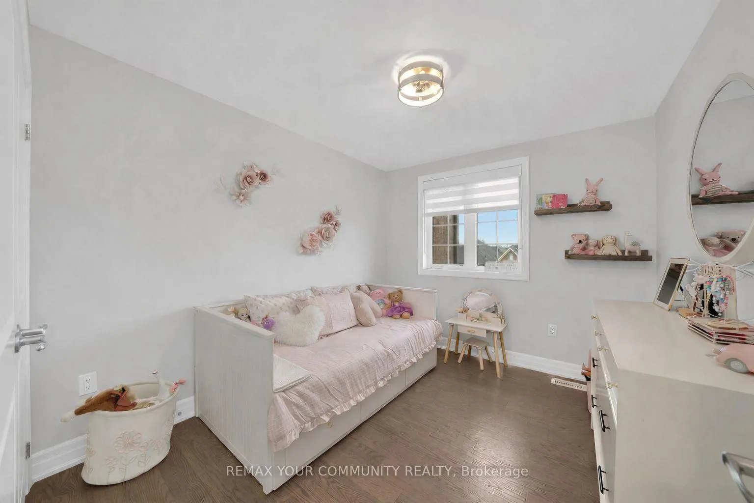 Photo 22 of 313 Kleinburg Summit Way, Vaughan, Kleinburg — HOMEH