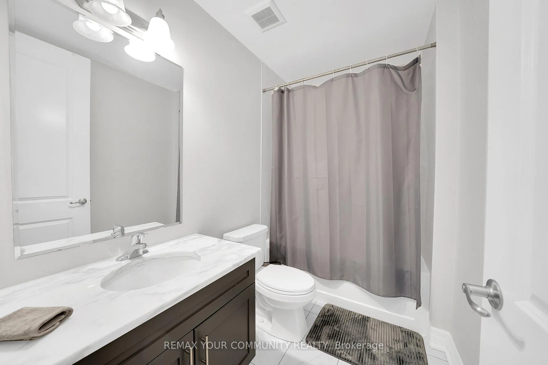 Photo 27 of 313 Kleinburg Summit Way, Vaughan, Kleinburg — HOMEH