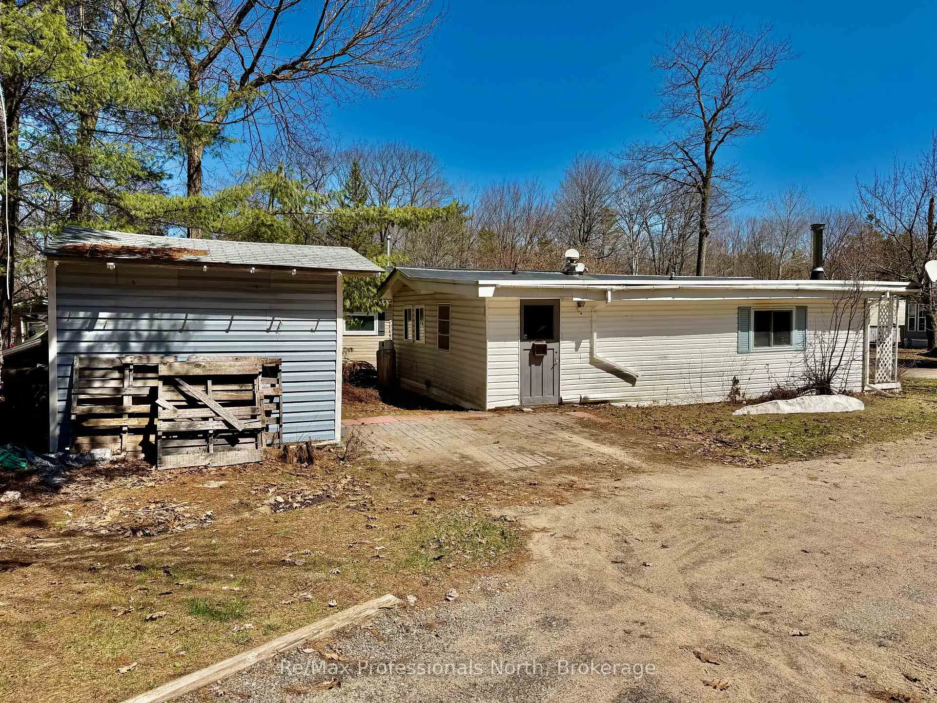 Photo 18 of Unit 53, 1007 Racoon Road, Gravenhurst, Morrison — HOMEH