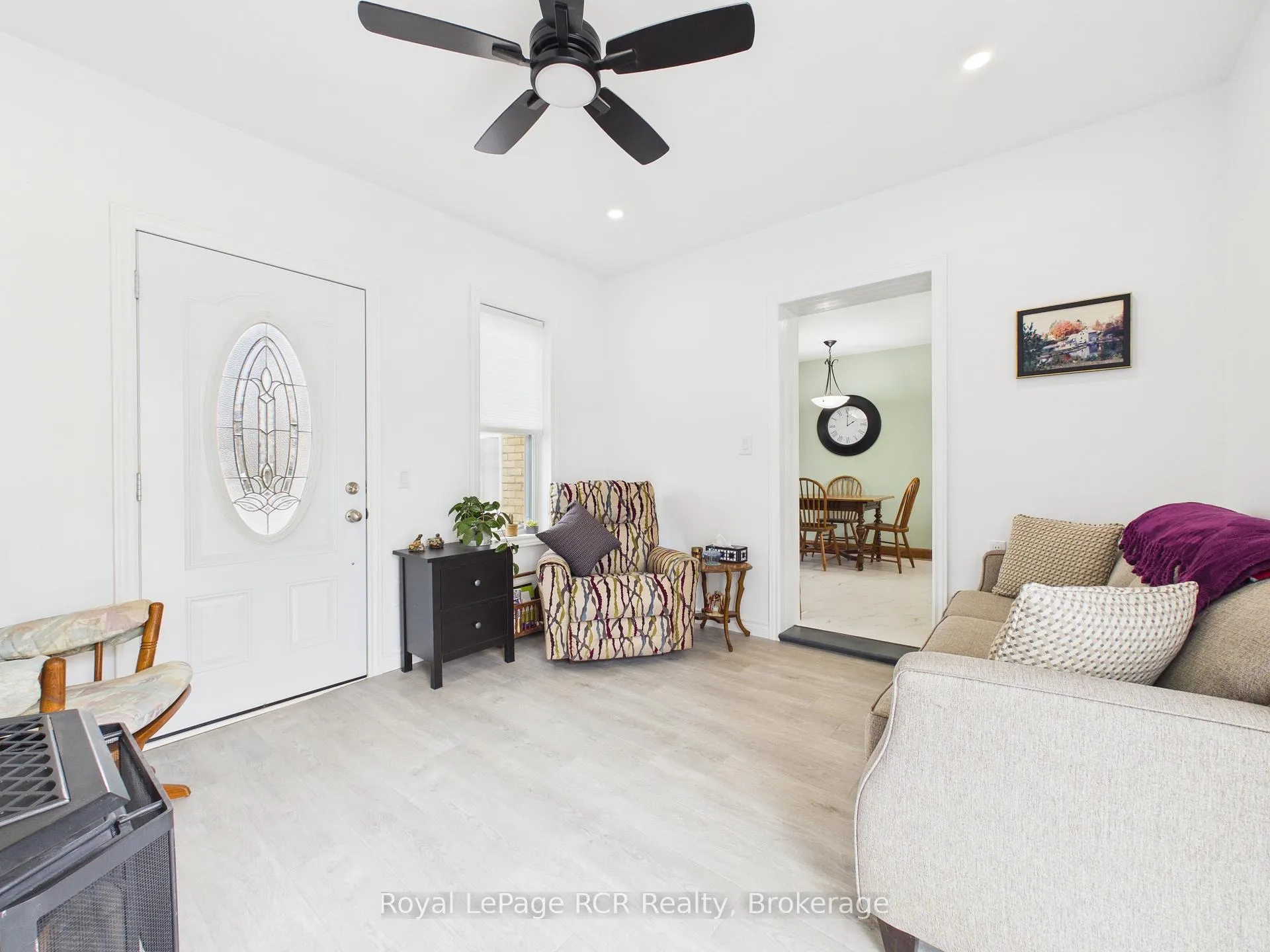 Photo 5 of 45 Clyde Street, Morris Turnberry, Bluevale — HOMEH