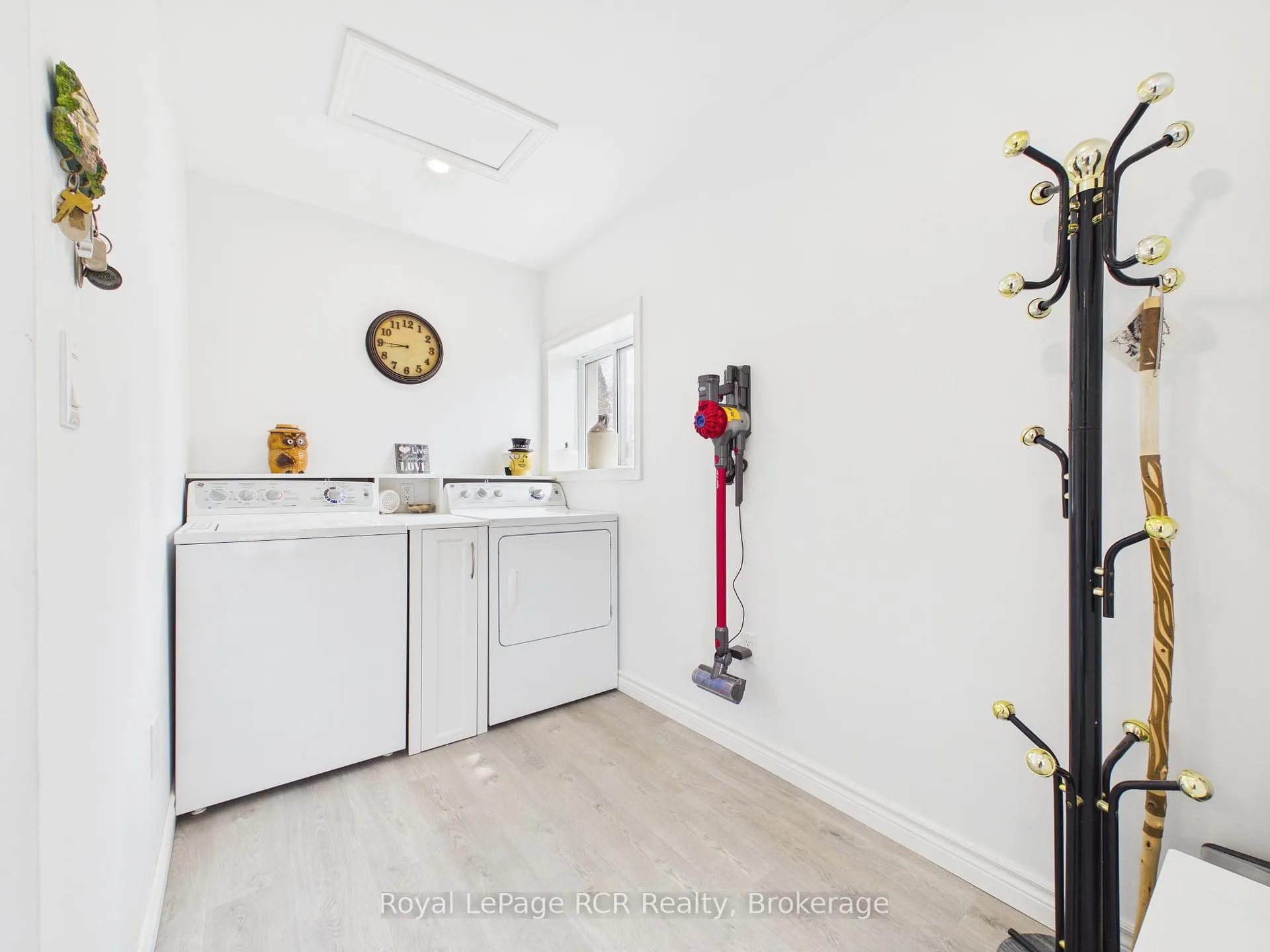 Photo 7 of 45 Clyde Street, Morris Turnberry, Bluevale — HOMEH
