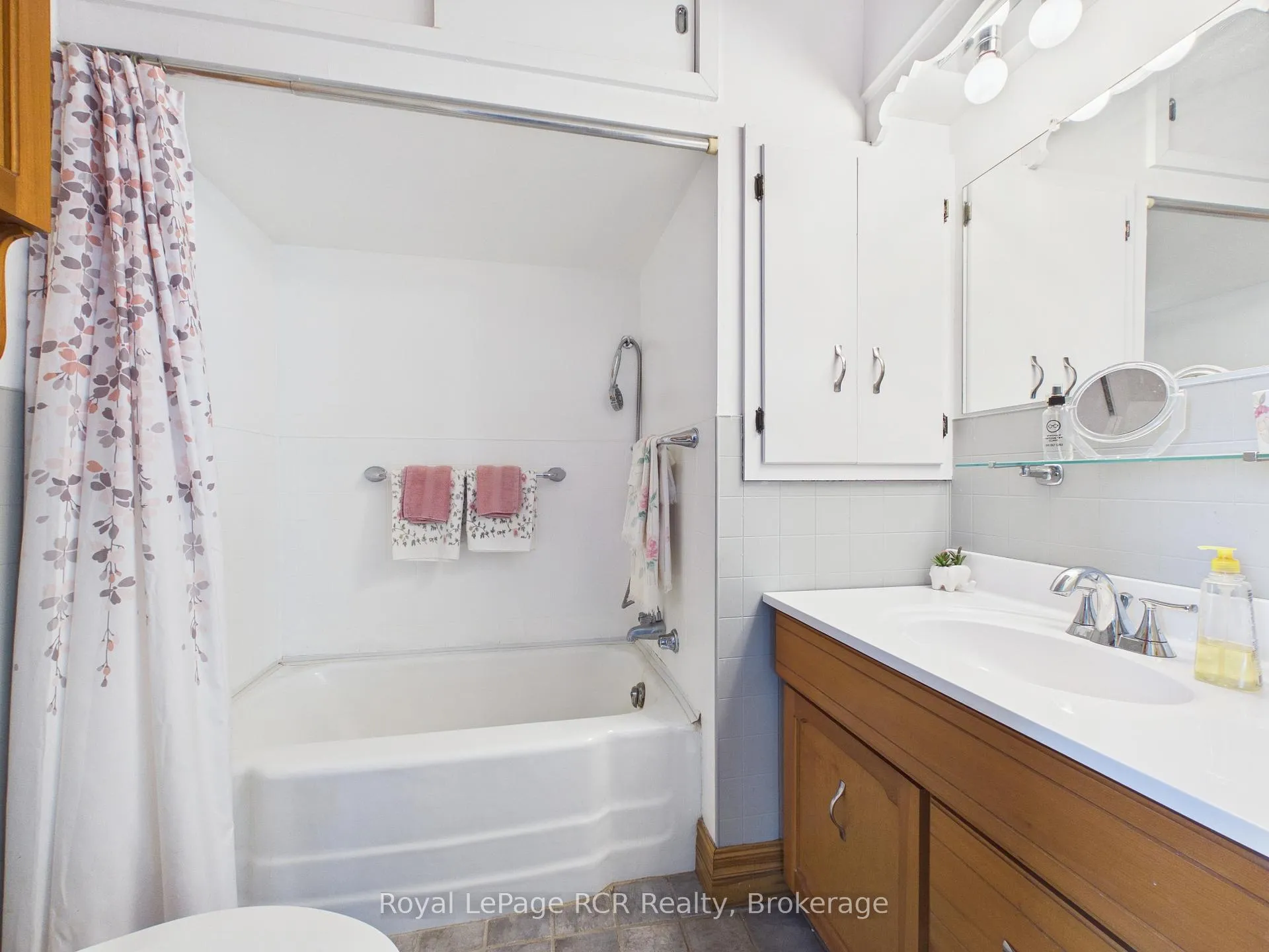 Photo 18 of 45 Clyde Street, Morris Turnberry, Bluevale — HOMEH