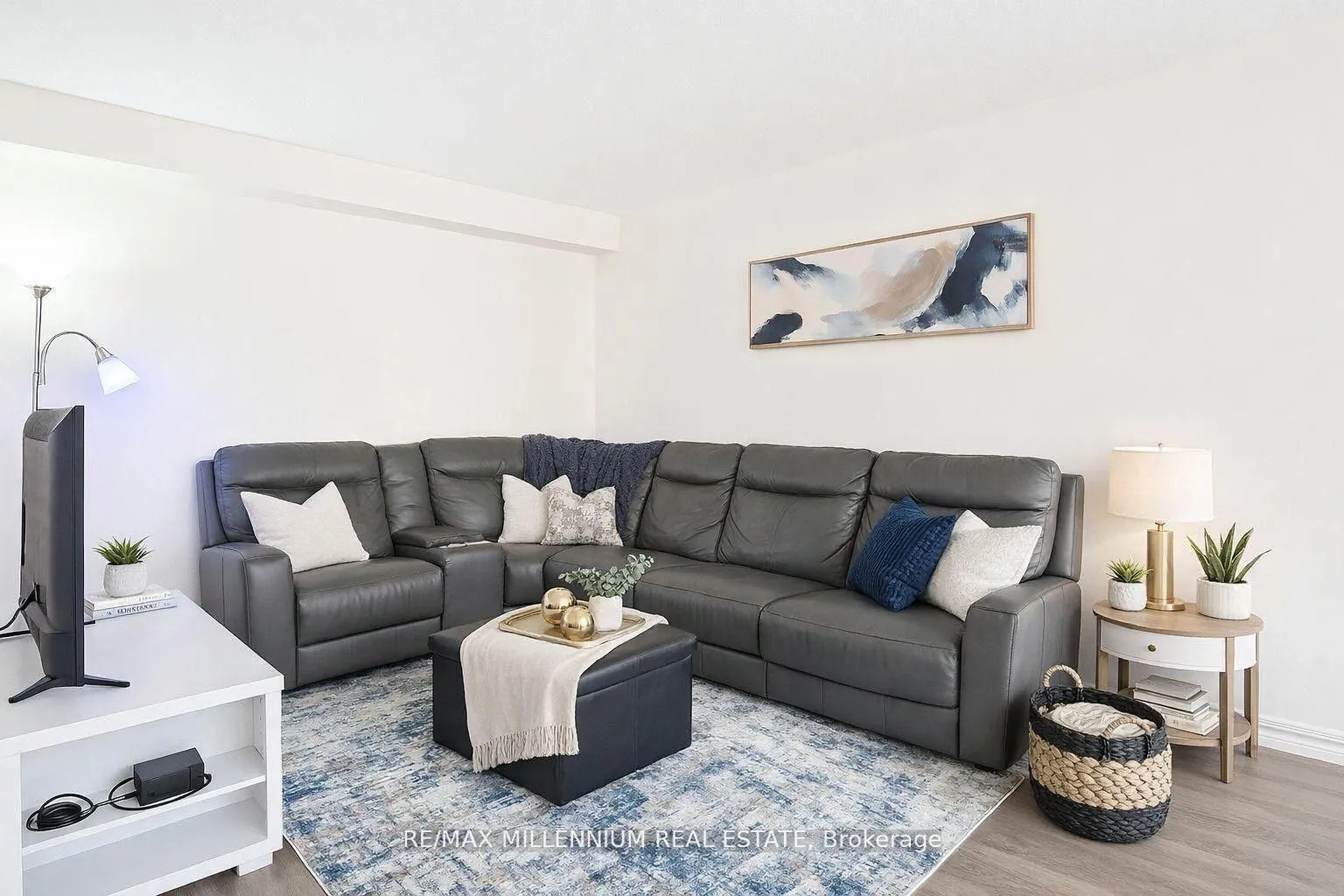 Photo 13 of 53 Colonel Frank Ching Crescent, Brampton, Fletcher's West — HOMEH