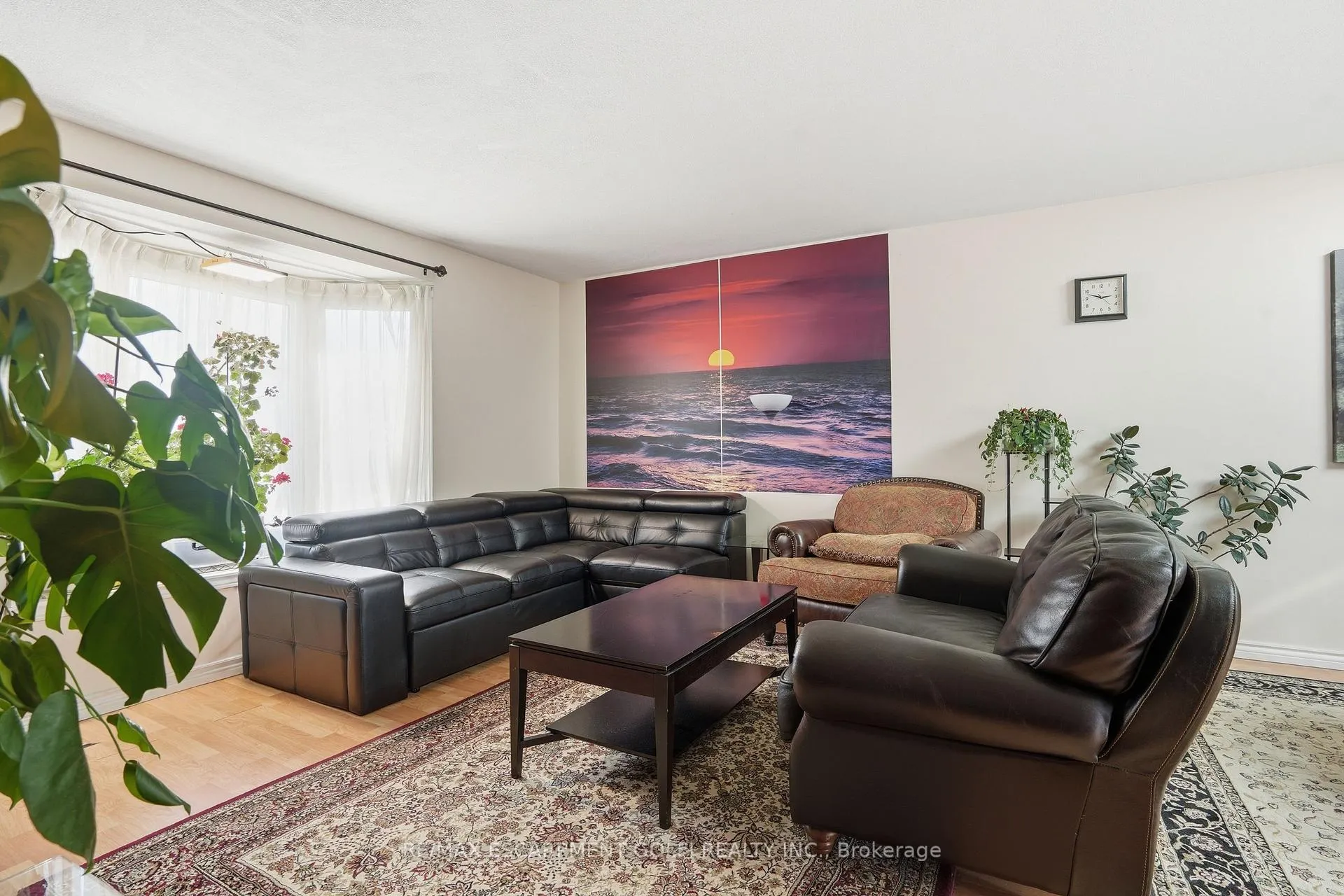 Photo 10 of 63 Linwell Road, St. Catharines, Lakeport — HOMEH