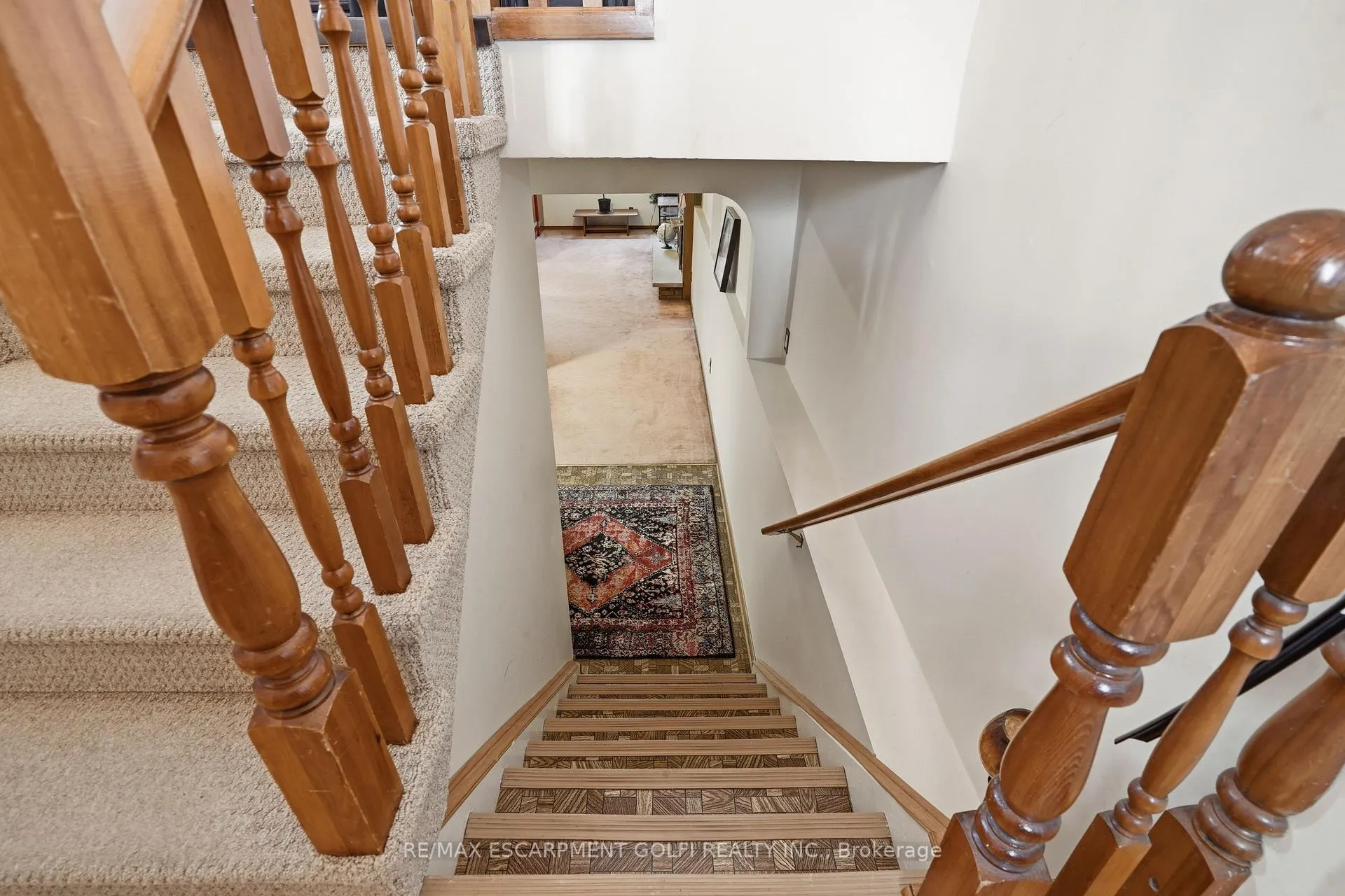 Photo 22 of 63 Linwell Road, St. Catharines, Lakeport — HOMEH