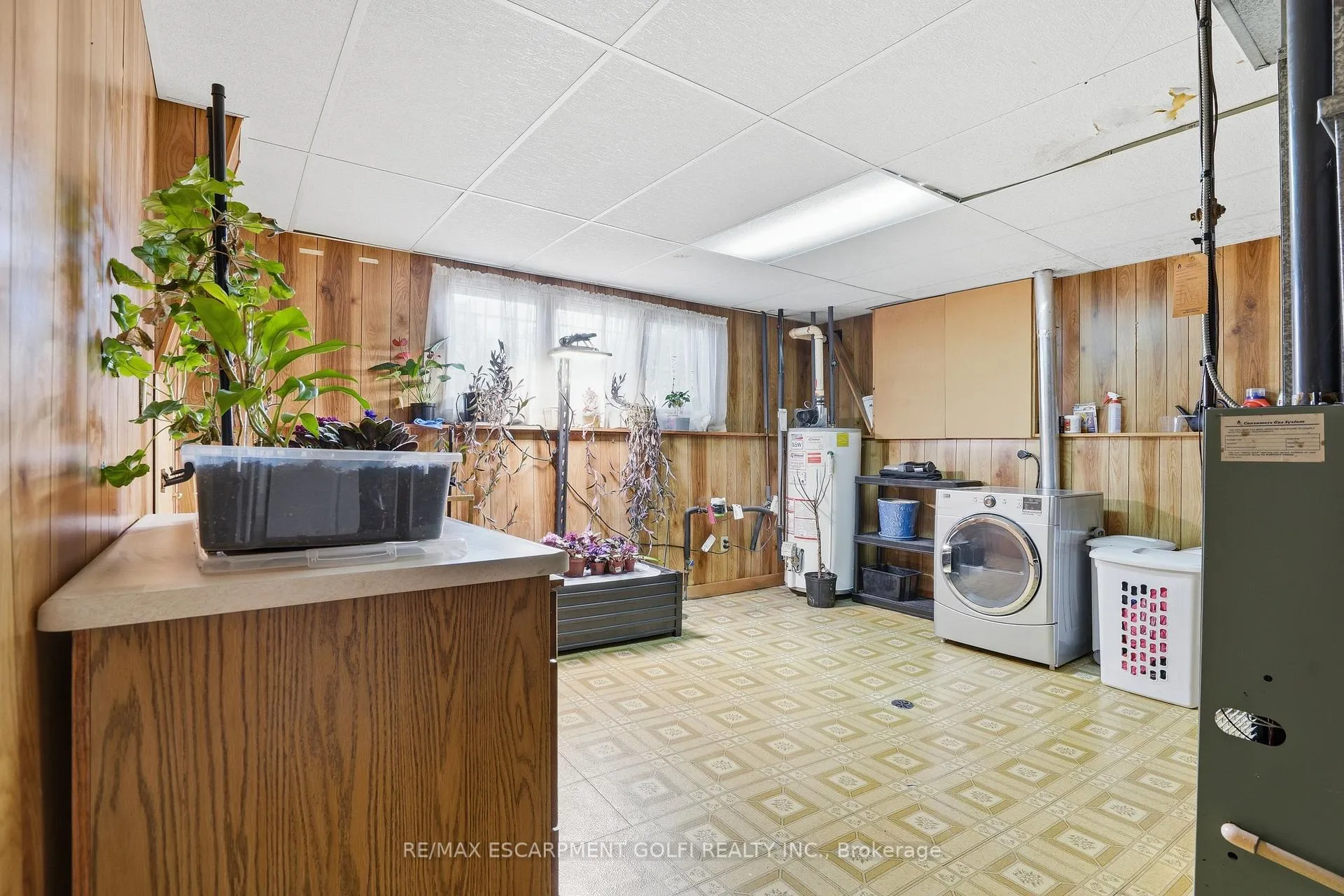 Photo 32 of 63 Linwell Road, St. Catharines, Lakeport — HOMEH