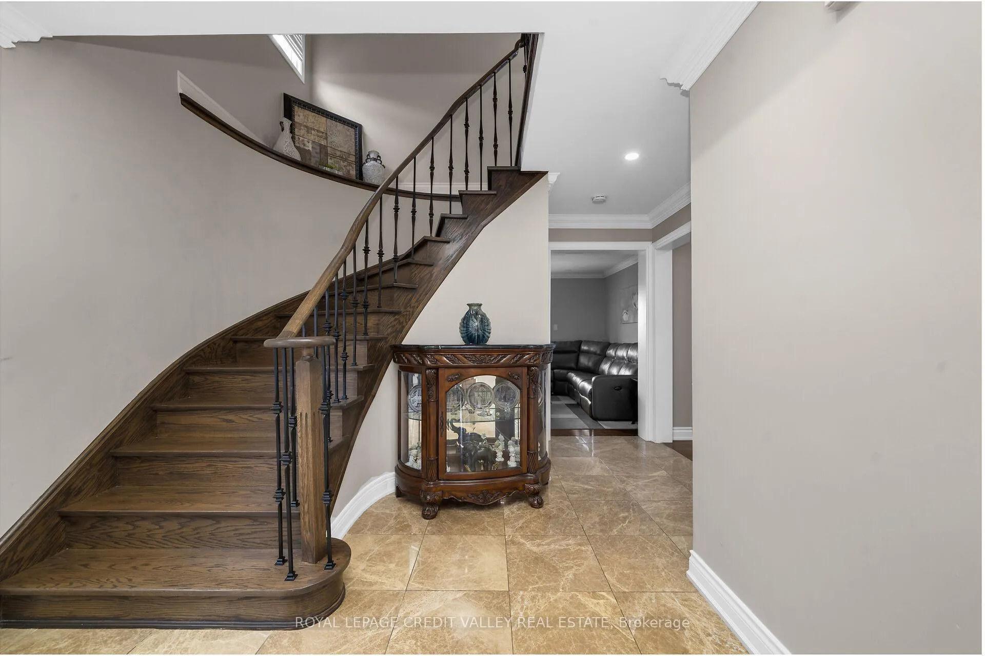 Photo 3 of 49 Princeton Terrace, Brampton, Northgate — HOMEH