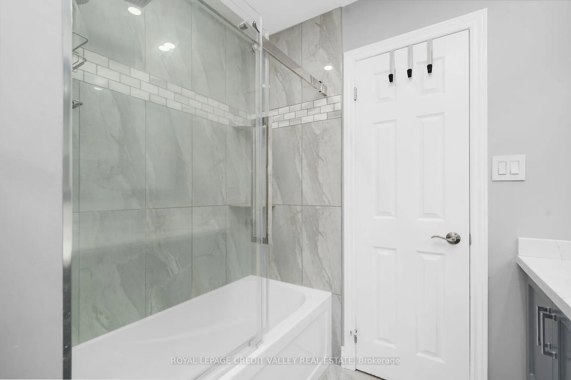 Photo 24 of 49 Princeton Terrace, Brampton, Northgate — HOMEH