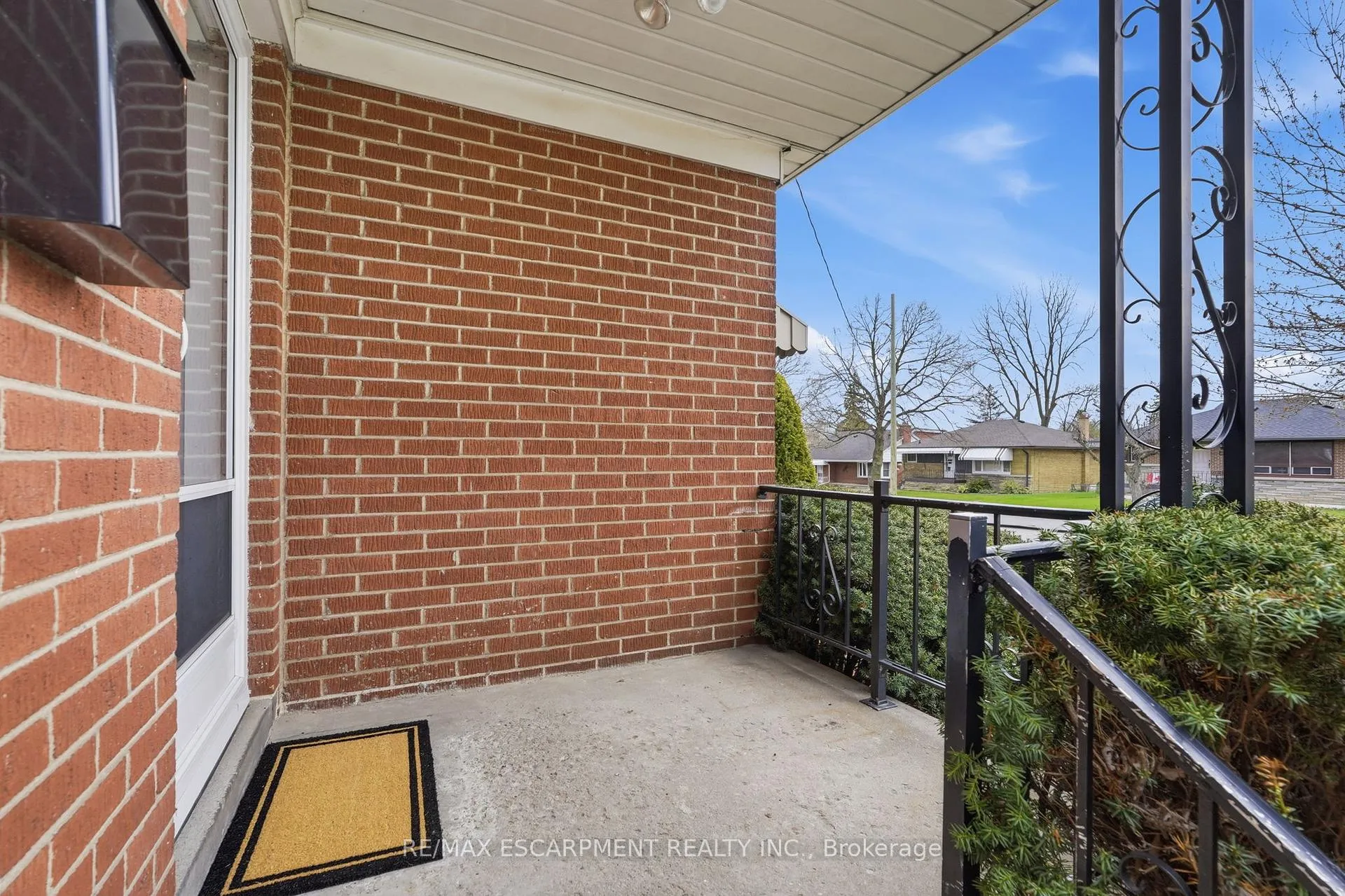 Photo 3 of 30 West 22nd Street, Hamilton, Westcliffe — HOMEH