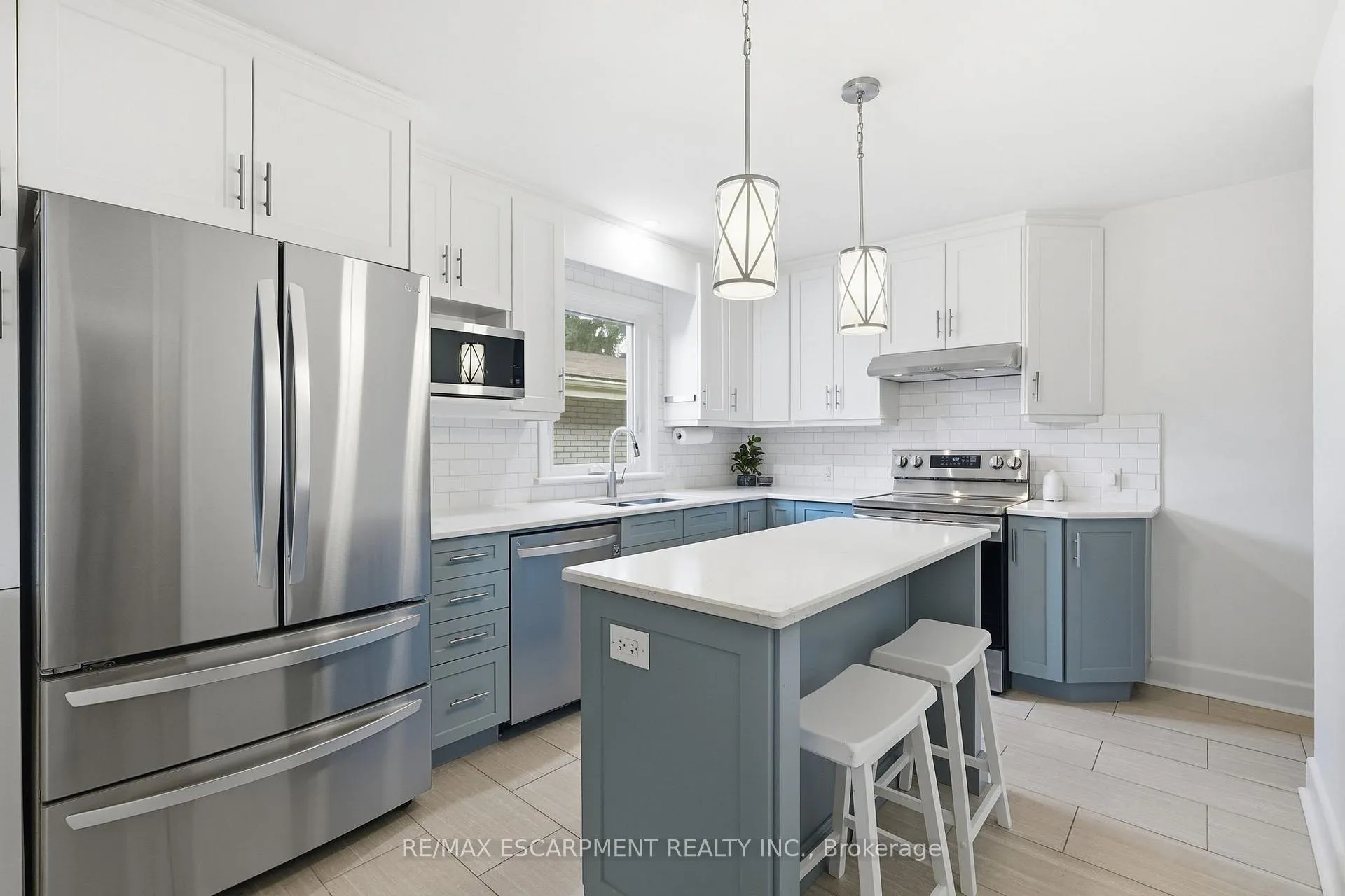 Photo 5 of 30 West 22nd Street, Hamilton, Westcliffe — HOMEH