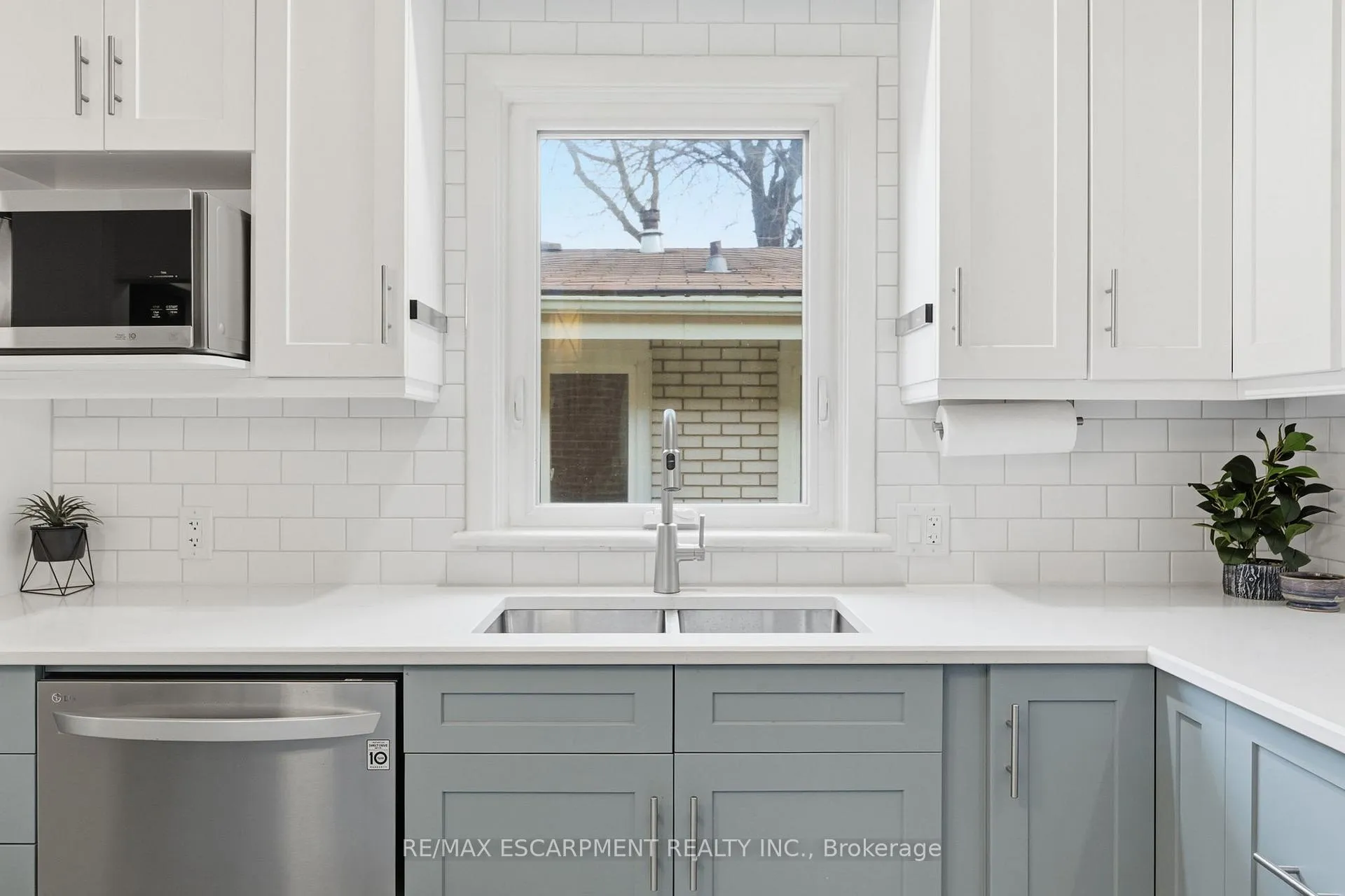 Photo 7 of 30 West 22nd Street, Hamilton, Westcliffe — HOMEH