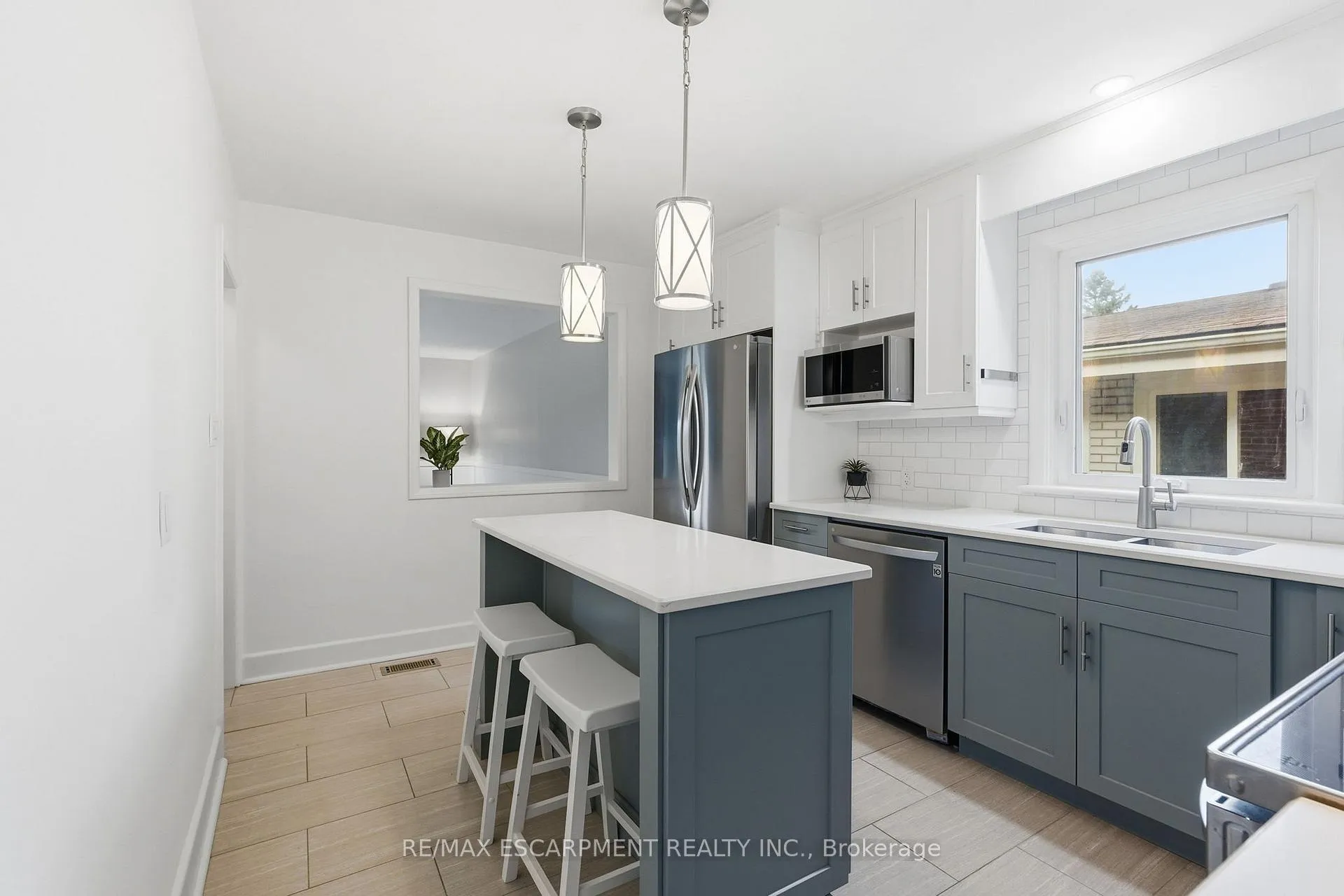 Photo 9 of 30 West 22nd Street, Hamilton, Westcliffe — HOMEH