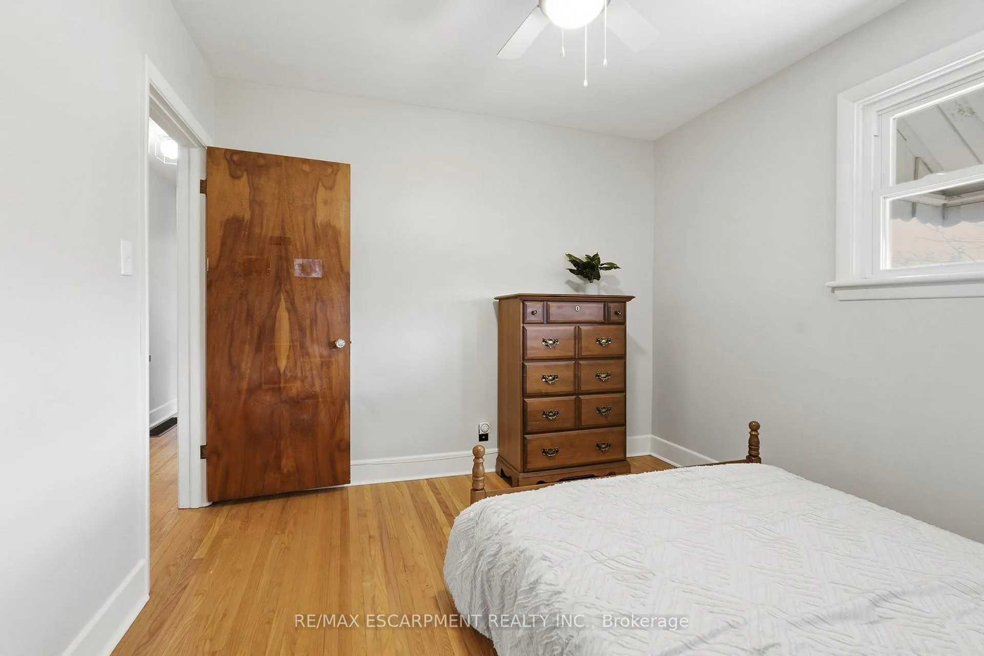 Photo 22 of 30 West 22nd Street, Hamilton, Westcliffe — HOMEH