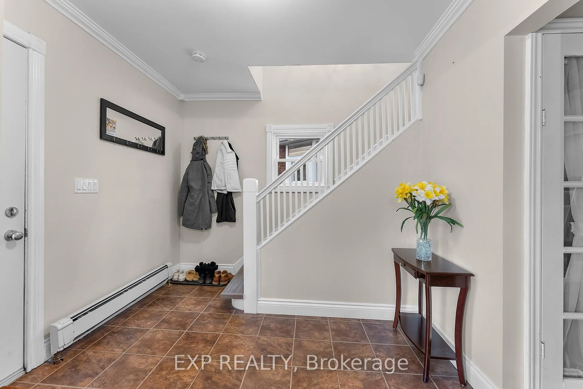 Photo 5 of 91 Welland Avenue, St. Catharines, Downtown — HOMEH