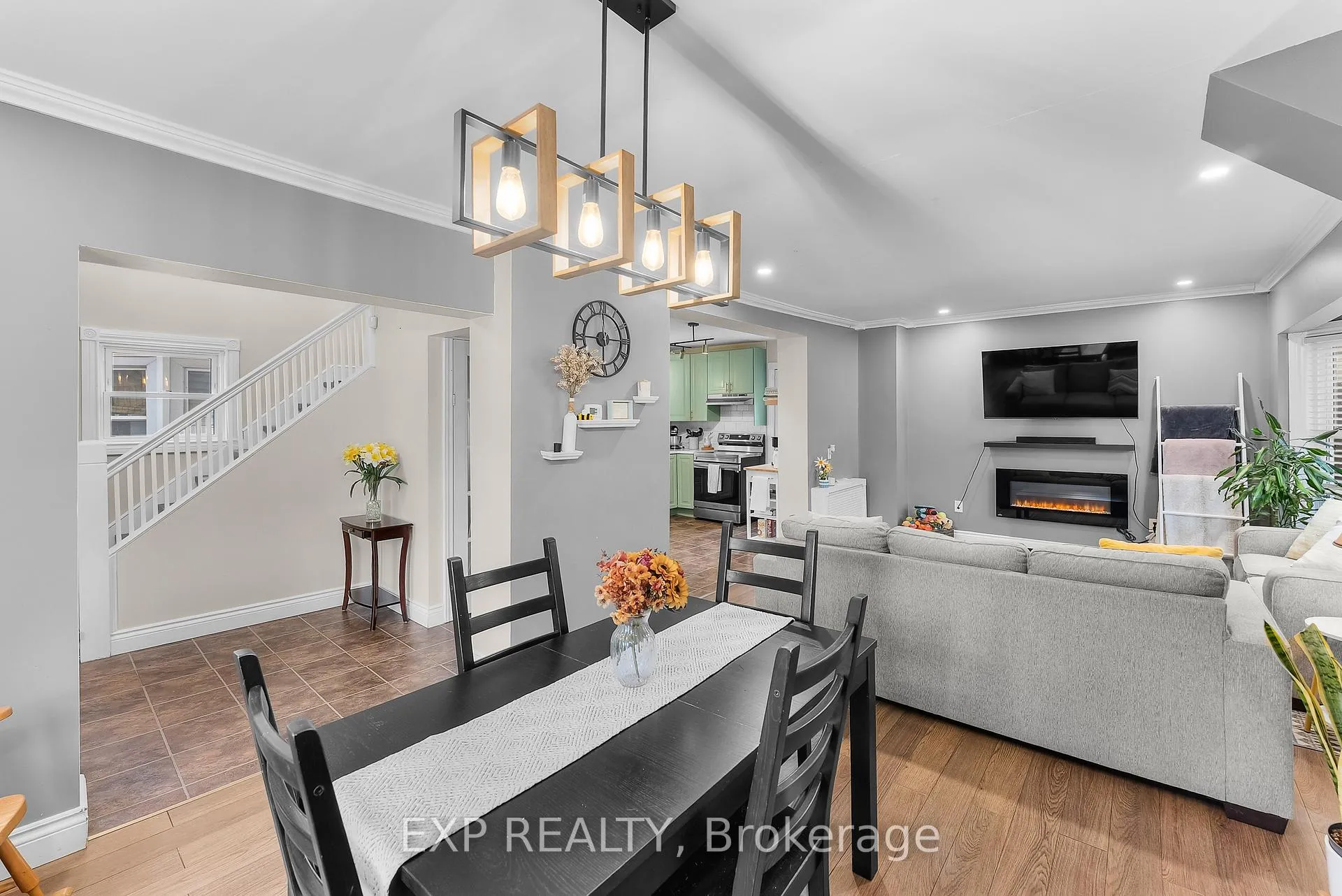 Photo 8 of 91 Welland Avenue, St. Catharines, Downtown — HOMEH