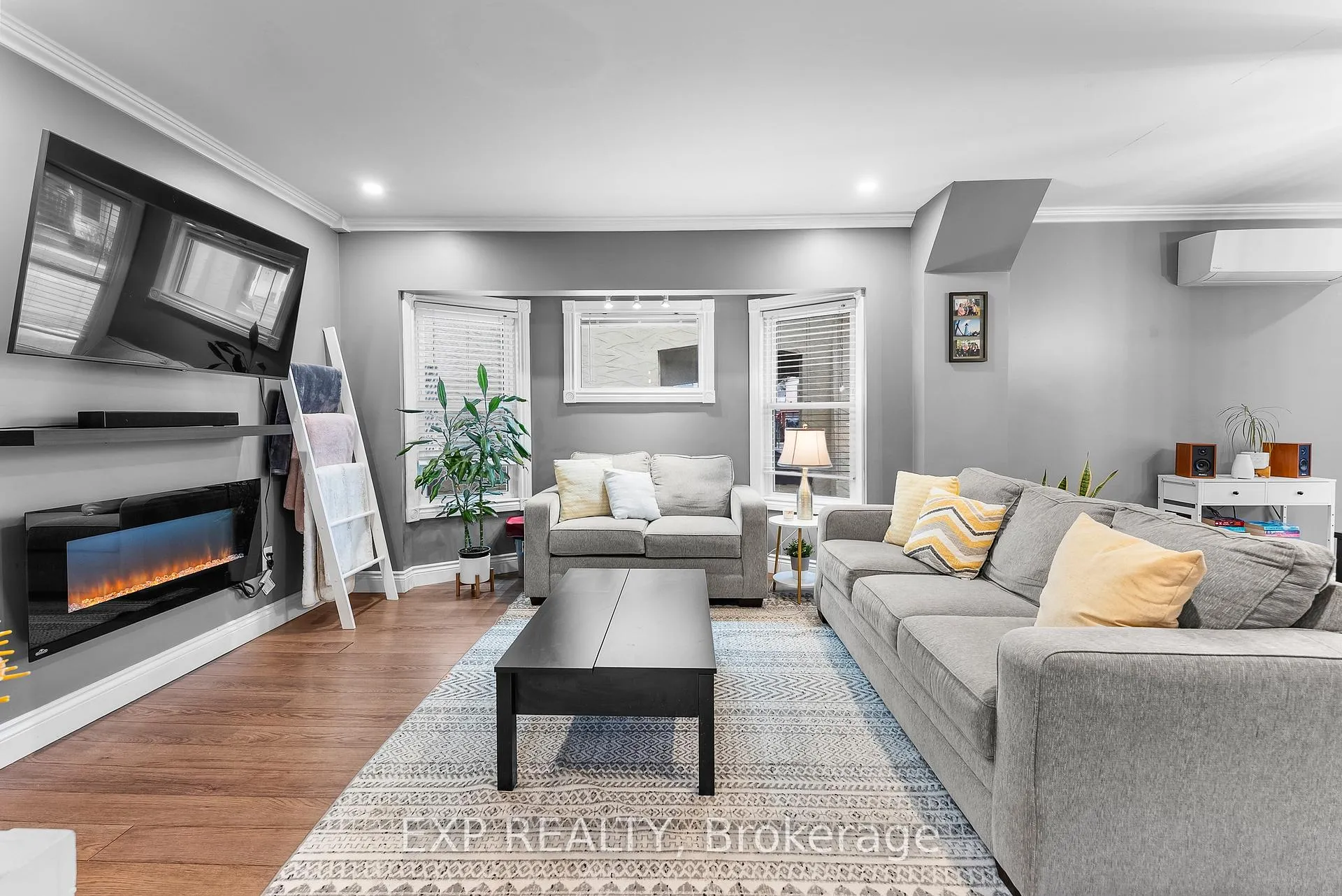 Photo 13 of 91 Welland Avenue, St. Catharines, Downtown — HOMEH
