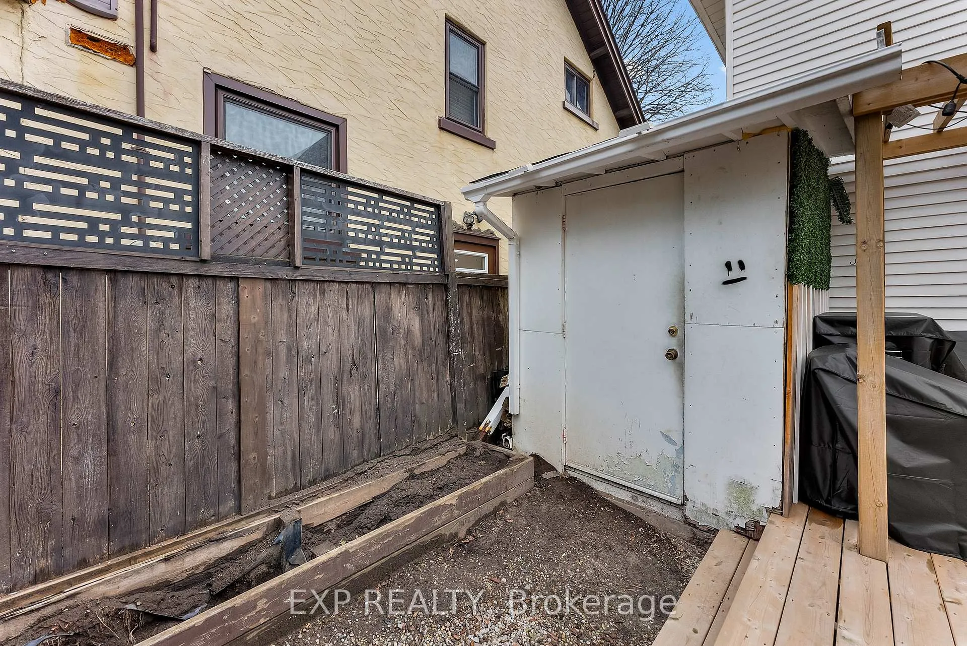 Photo 32 of 91 Welland Avenue, St. Catharines, Downtown — HOMEH