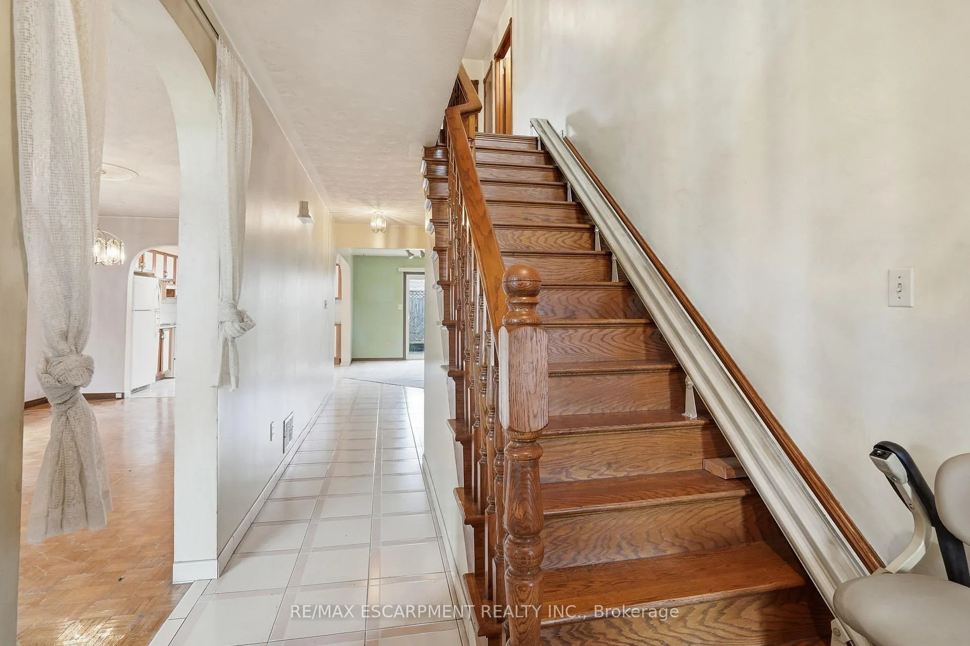 Photo 11 of 60 Rexford Drive, Hamilton, Randall — HOMEH