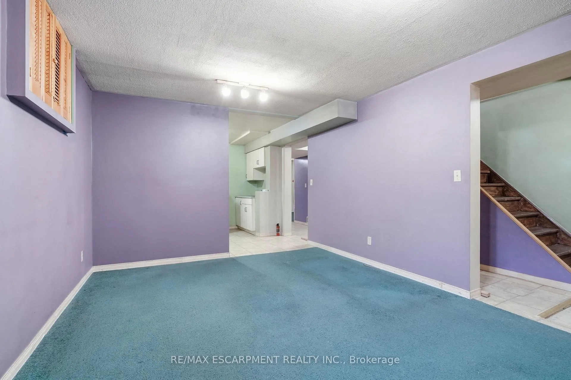Photo 31 of 60 Rexford Drive, Hamilton, Randall — HOMEH