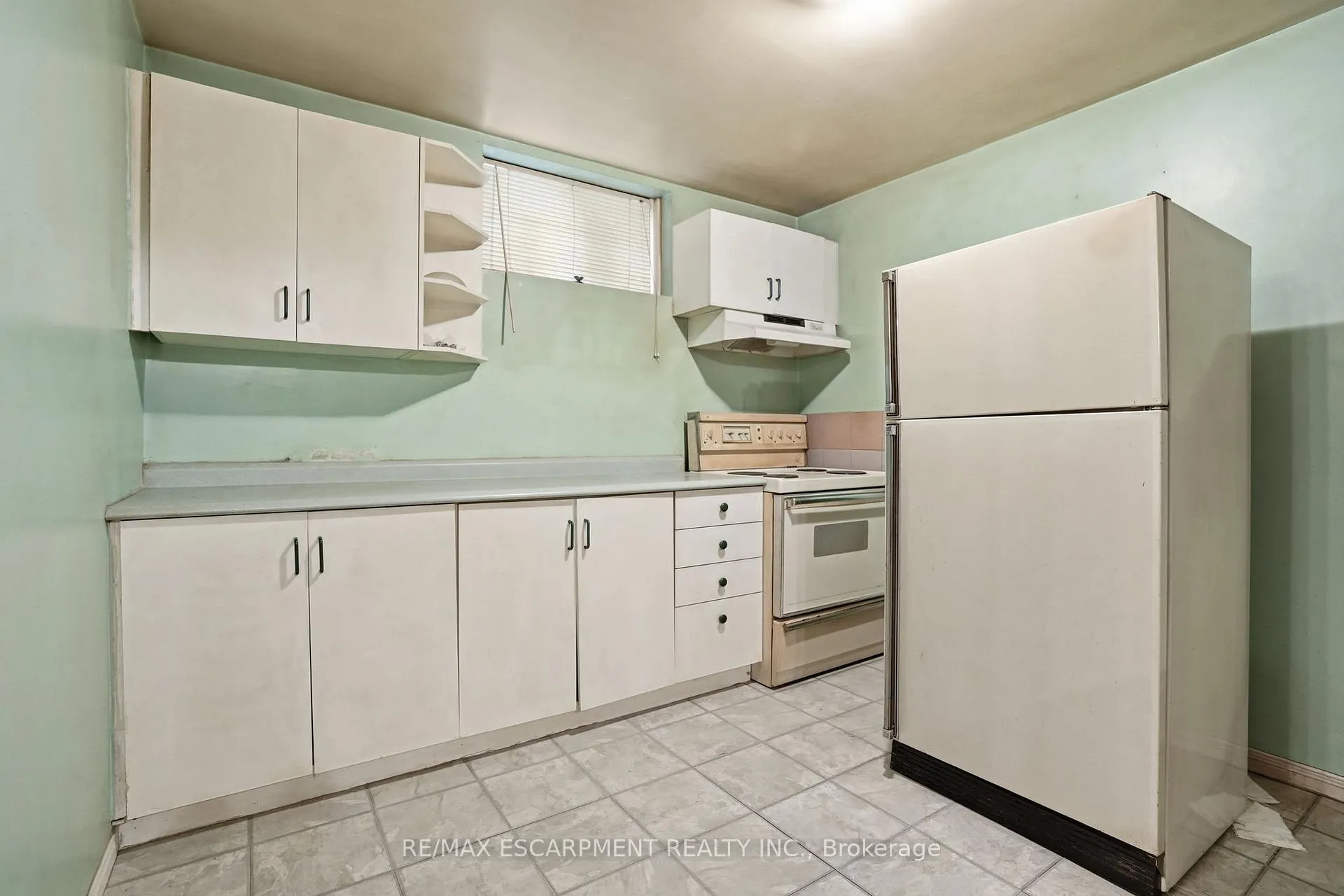 Photo 33 of 60 Rexford Drive, Hamilton, Randall — HOMEH