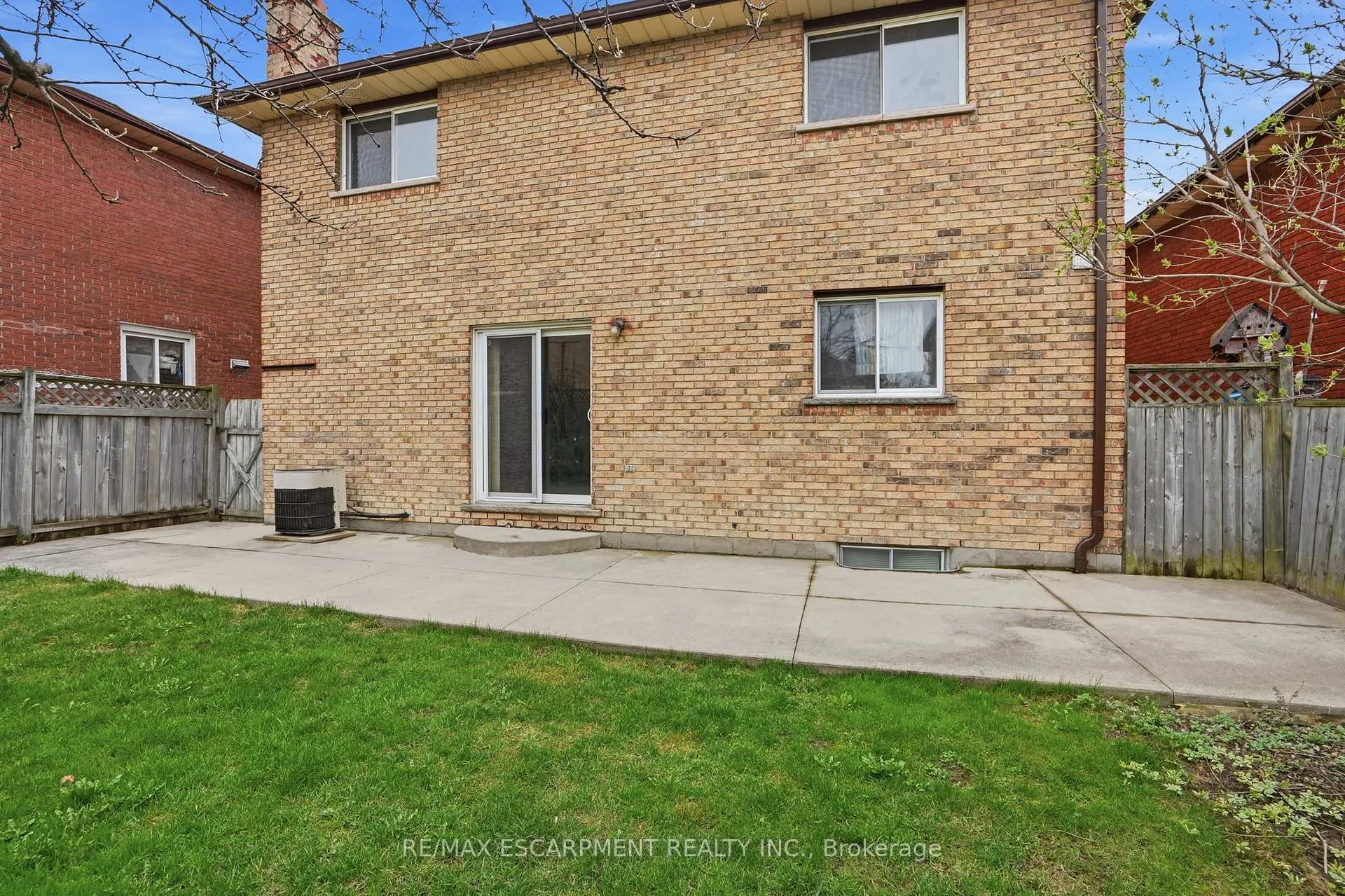 Photo 44 of 60 Rexford Drive, Hamilton, Randall — HOMEH