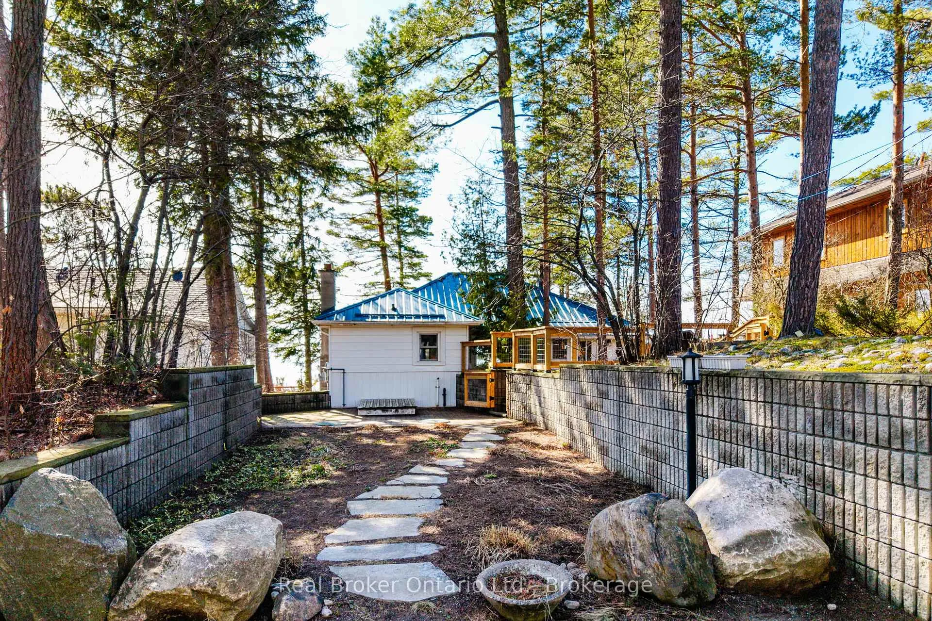 Photo 20 of 46 Sand Road, Tiny, Rural Tiny — HOMEH