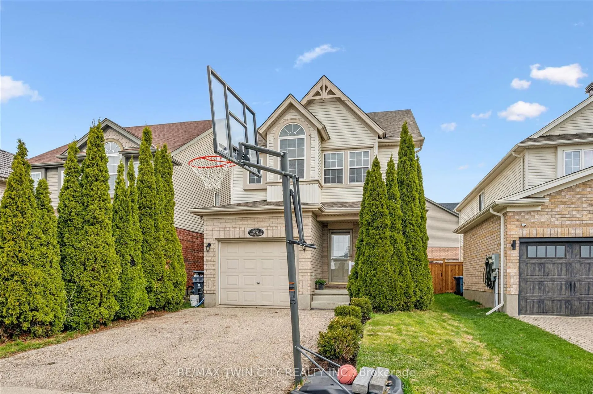 Photo 2 of 62 Hilltop Road, Guelph, Victoria North — HOMEH