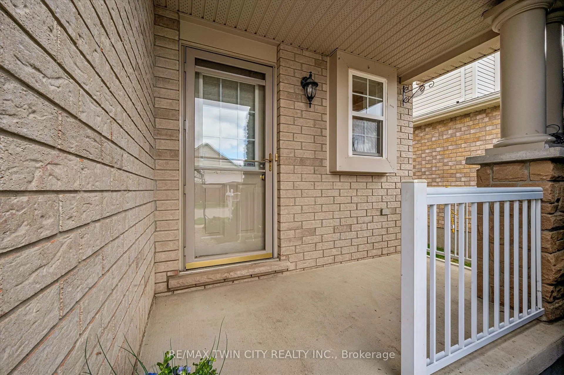 Photo 3 of 62 Hilltop Road, Guelph, Victoria North — HOMEH
