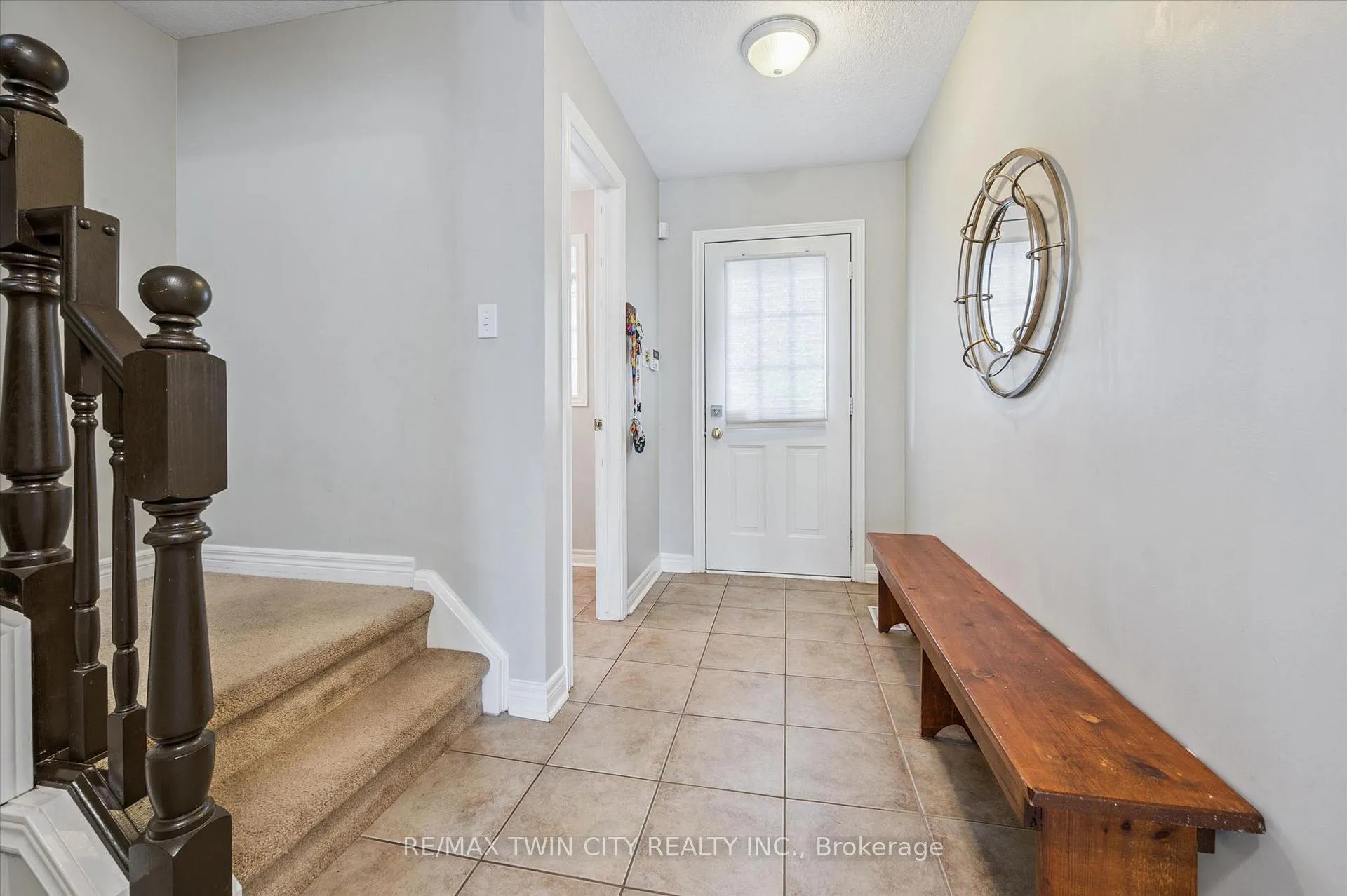 Photo 4 of 62 Hilltop Road, Guelph, Victoria North — HOMEH