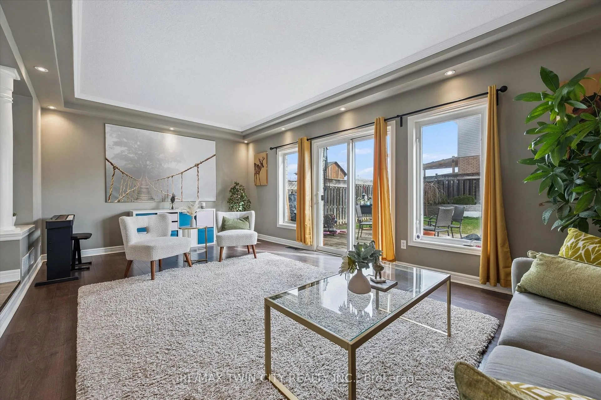 Photo 5 of 62 Hilltop Road, Guelph, Victoria North — HOMEH