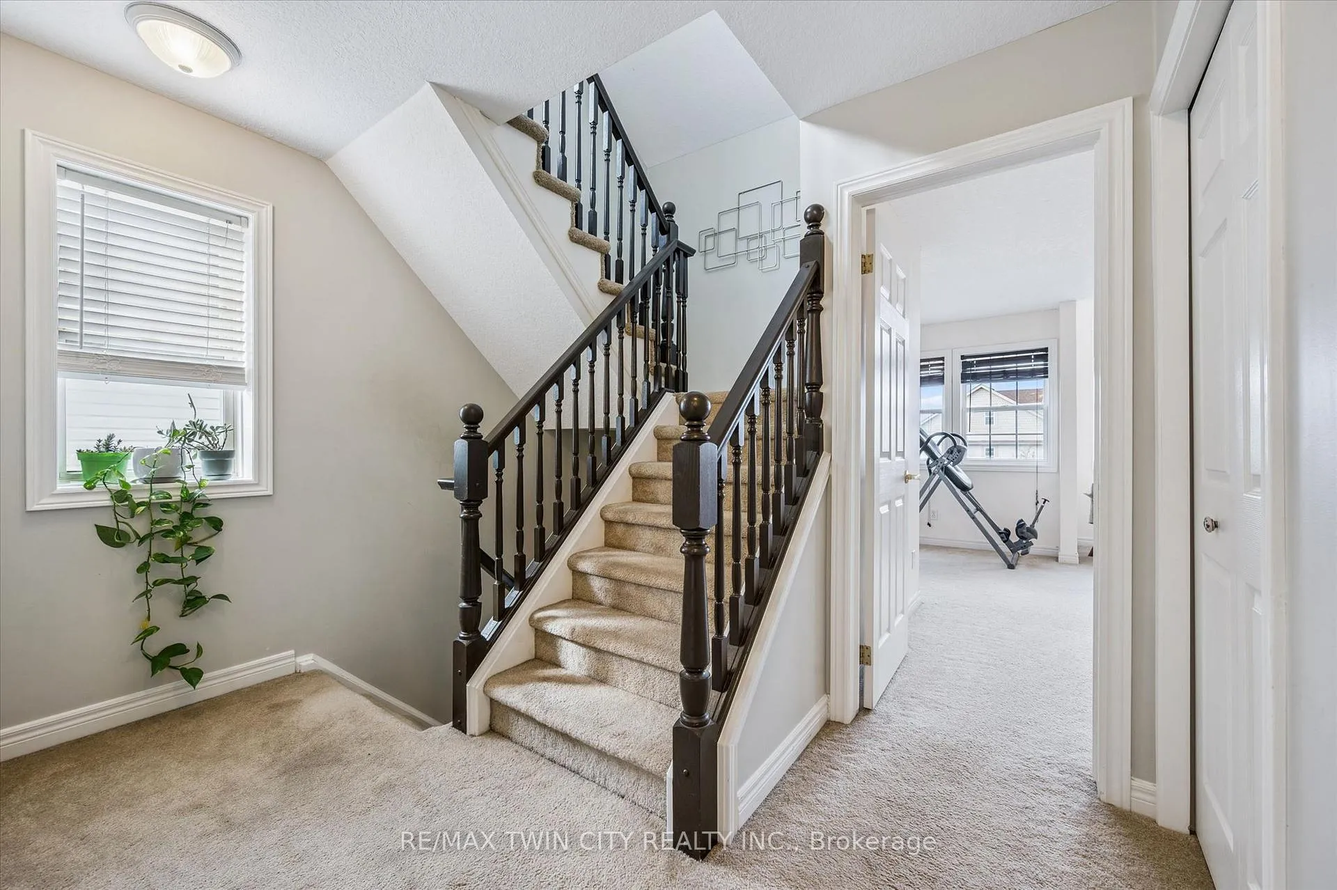 Photo 24 of 62 Hilltop Road, Guelph, Victoria North — HOMEH
