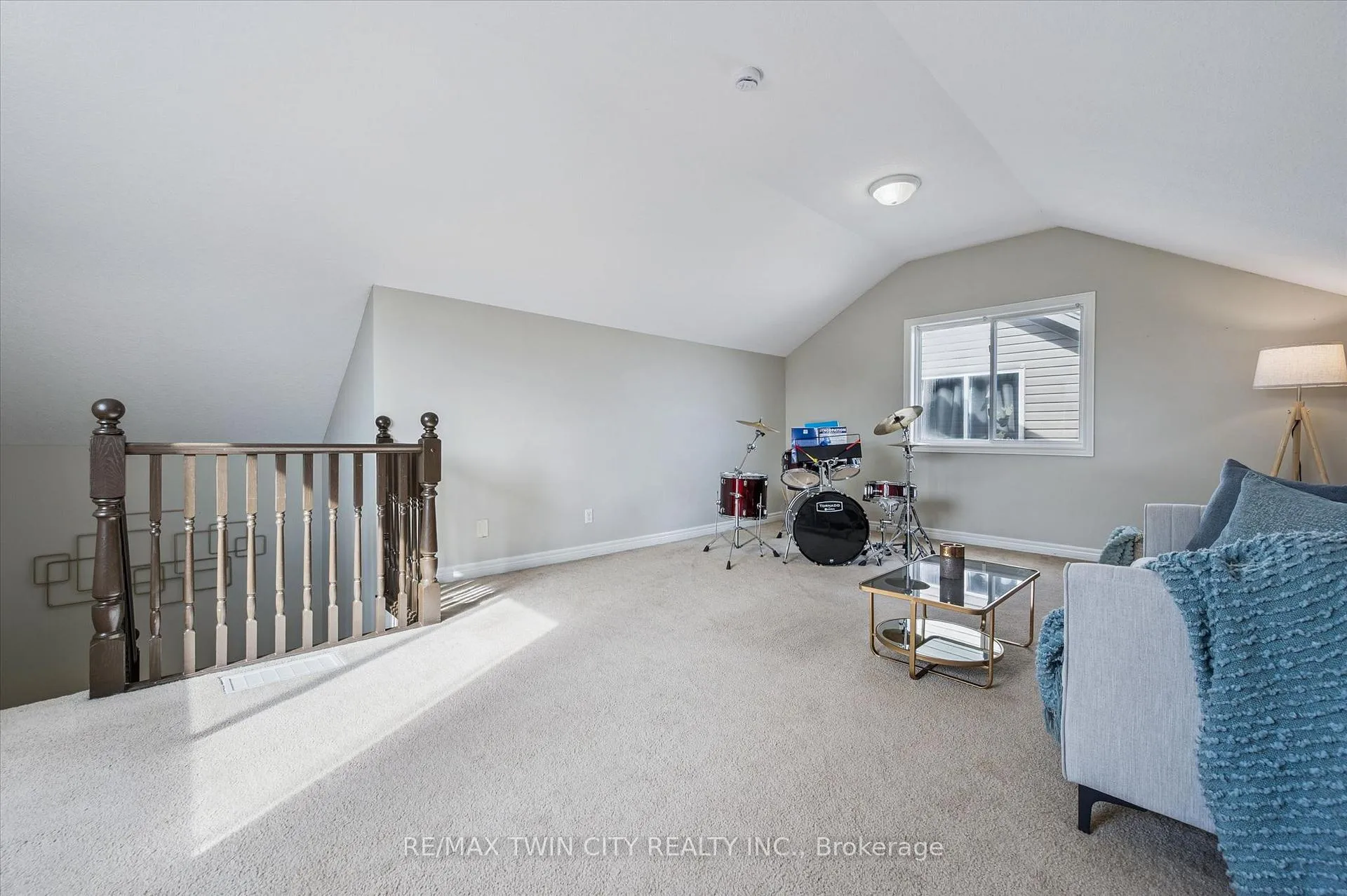 Photo 26 of 62 Hilltop Road, Guelph, Victoria North — HOMEH
