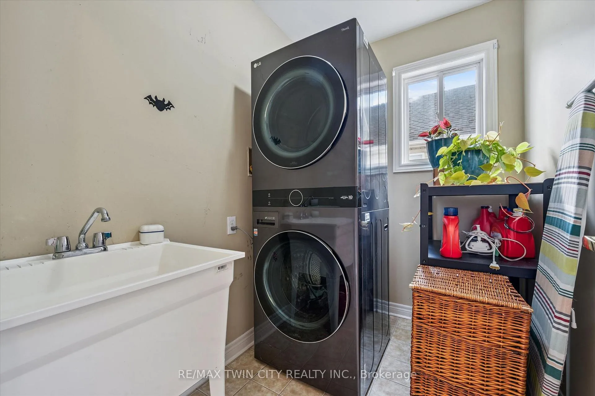 Photo 28 of 62 Hilltop Road, Guelph, Victoria North — HOMEH