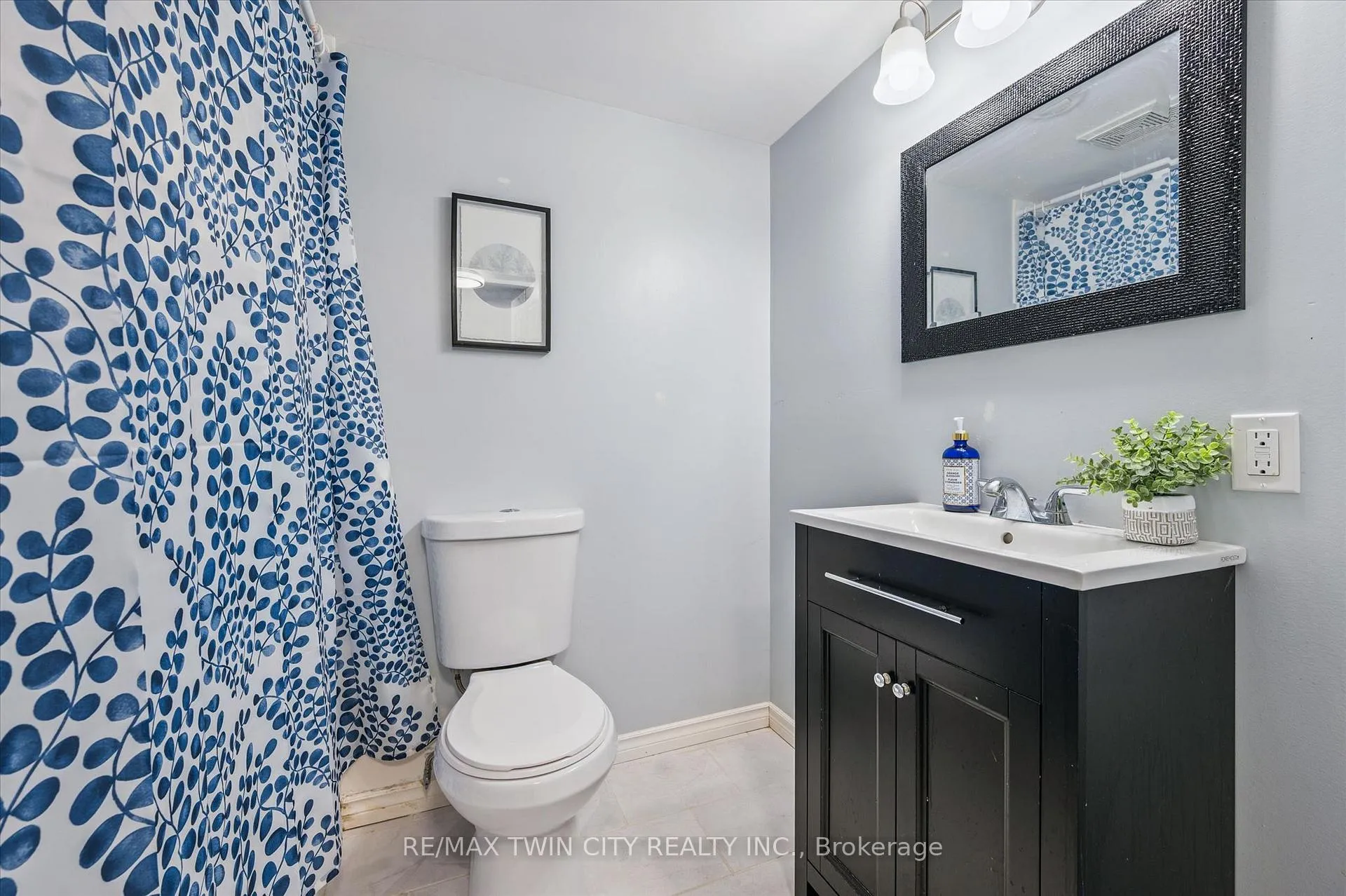 Photo 33 of 62 Hilltop Road, Guelph, Victoria North — HOMEH