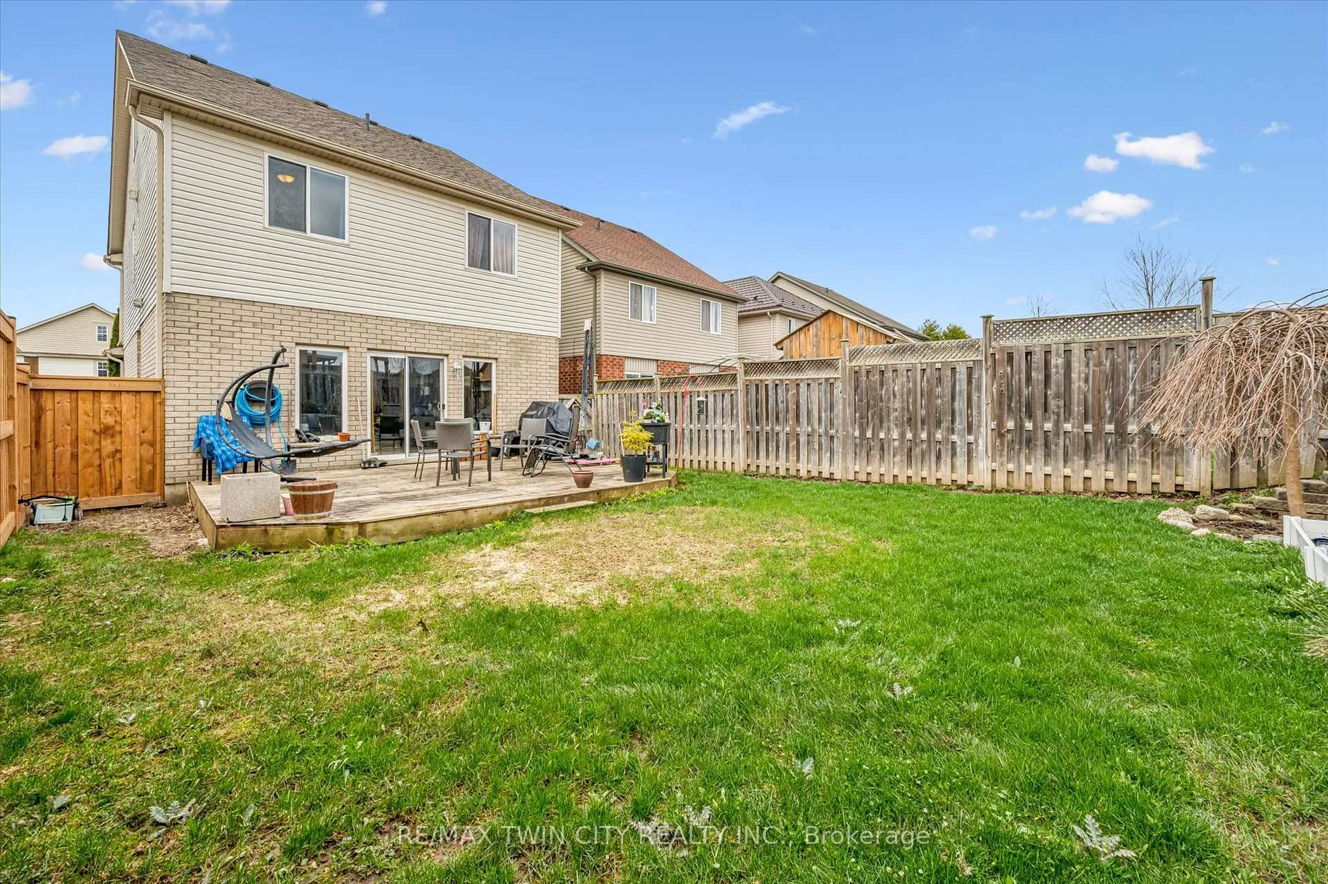 Photo 35 of 62 Hilltop Road, Guelph, Victoria North — HOMEH