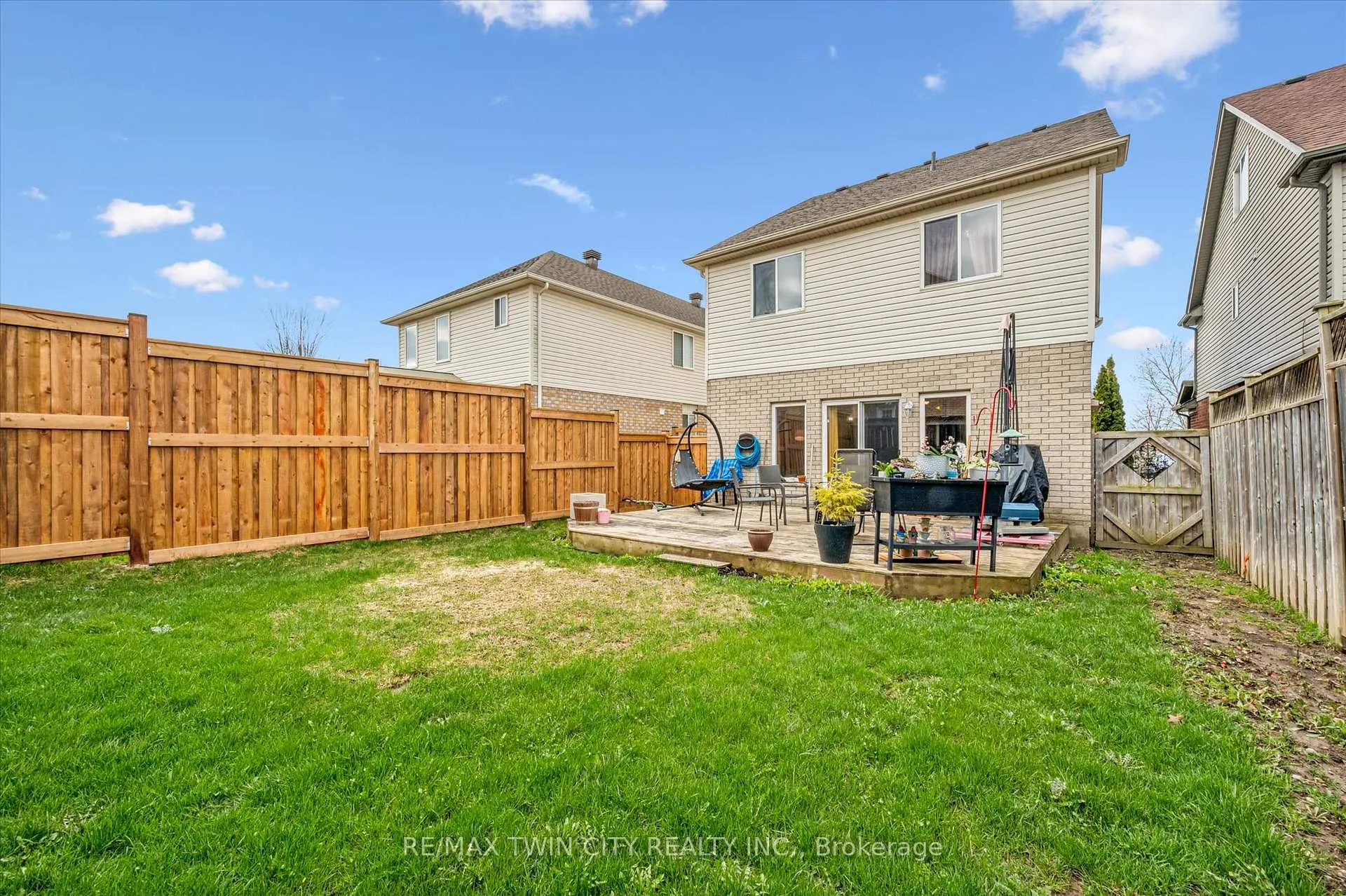 Photo 36 of 62 Hilltop Road, Guelph, Victoria North — HOMEH