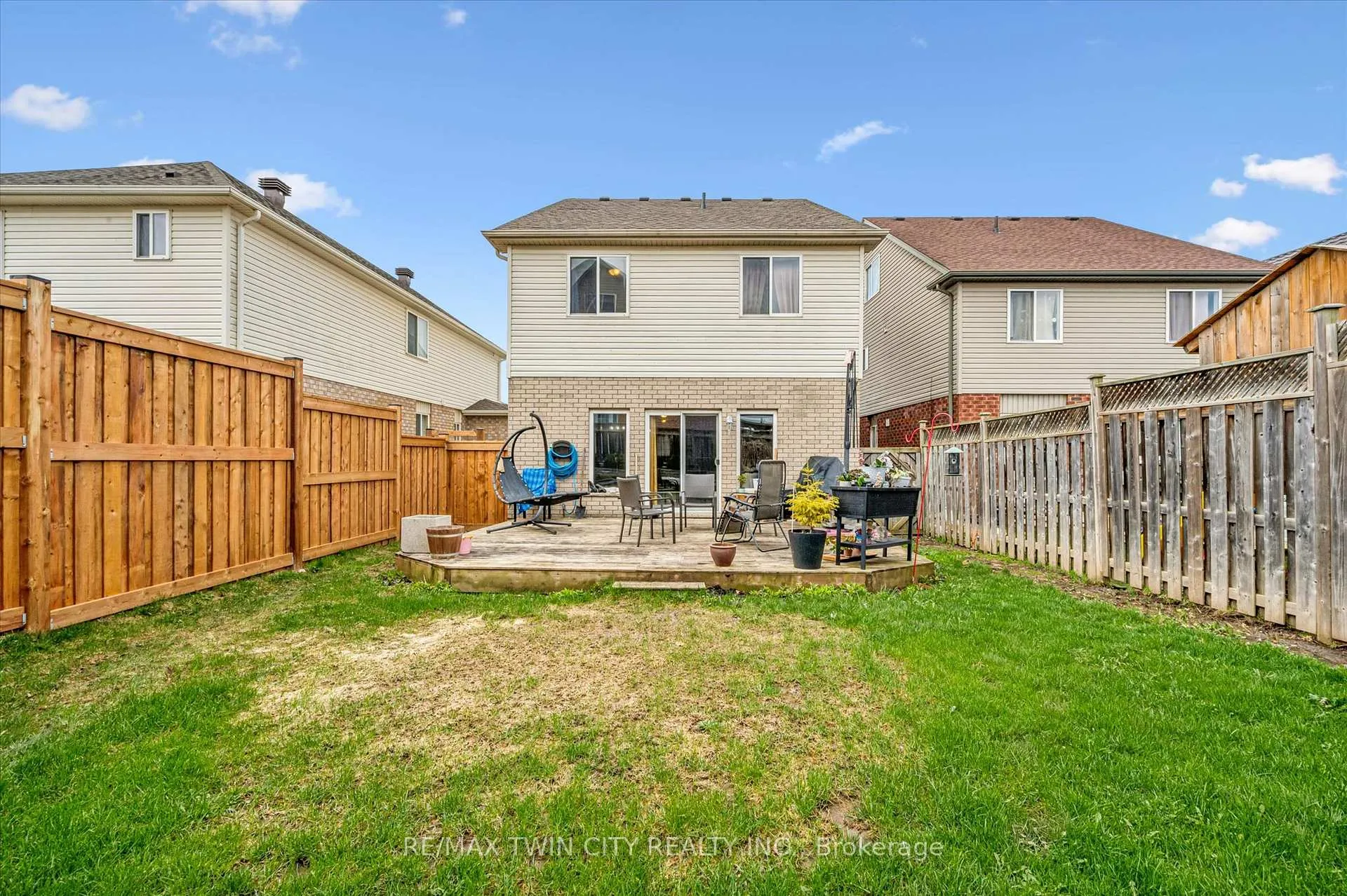 Photo 37 of 62 Hilltop Road, Guelph, Victoria North — HOMEH