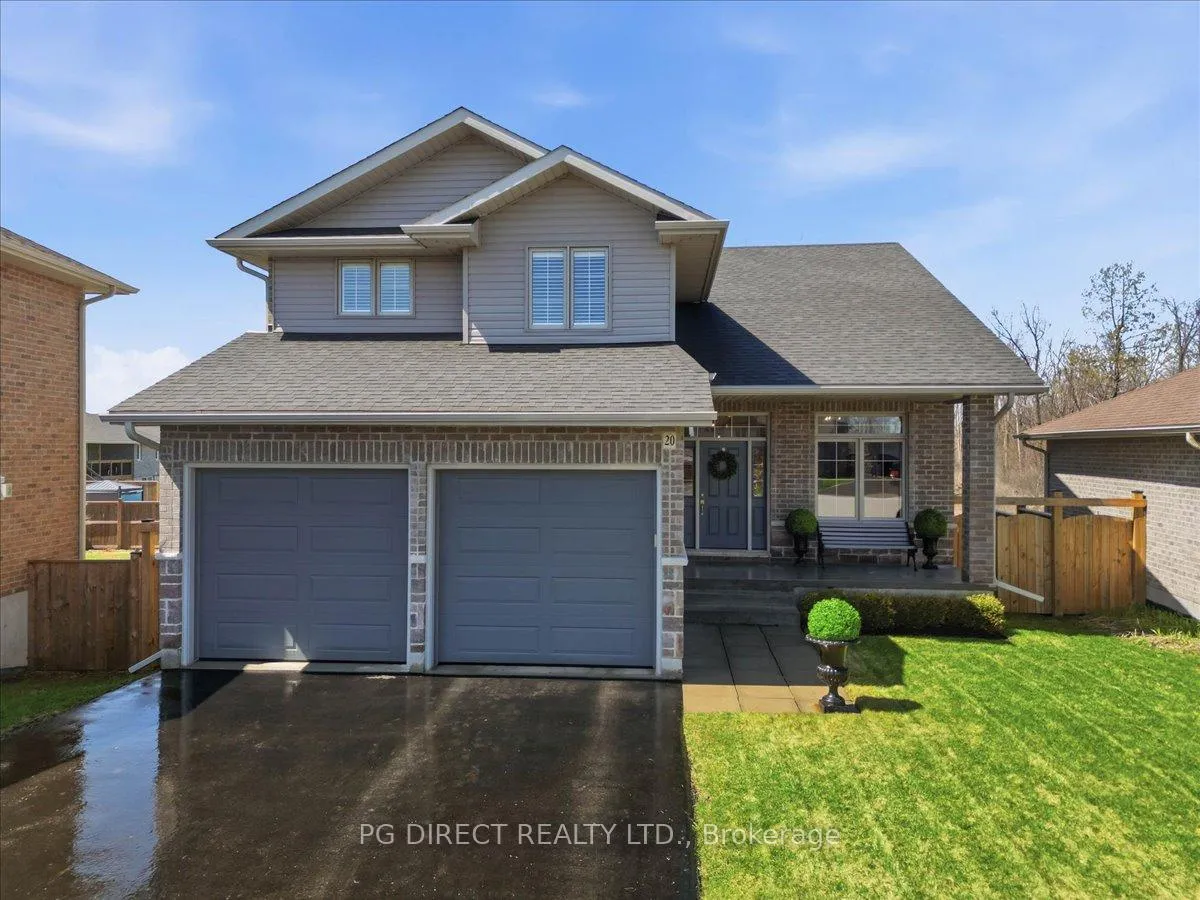Photo 2 of 20 Granby Court, Belleville, Belleville Ward — HOMEH