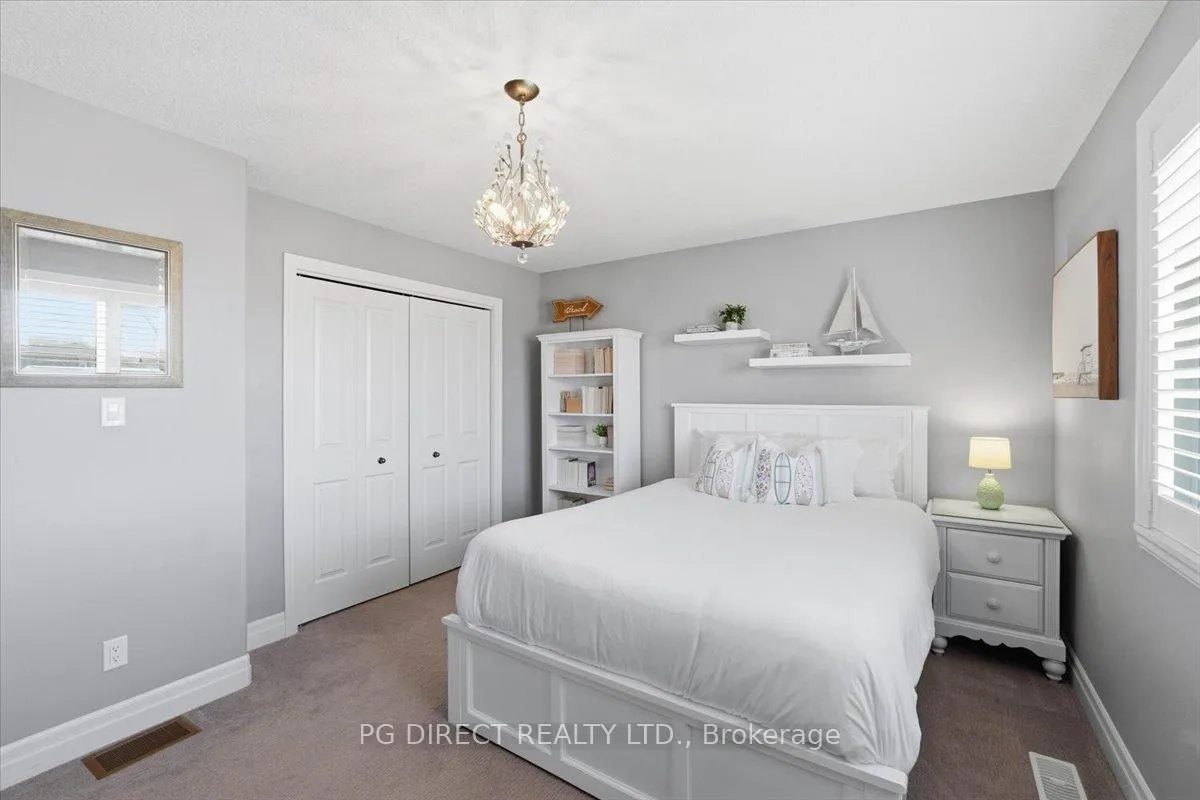 Photo 16 of 20 Granby Court, Belleville, Belleville Ward — HOMEH