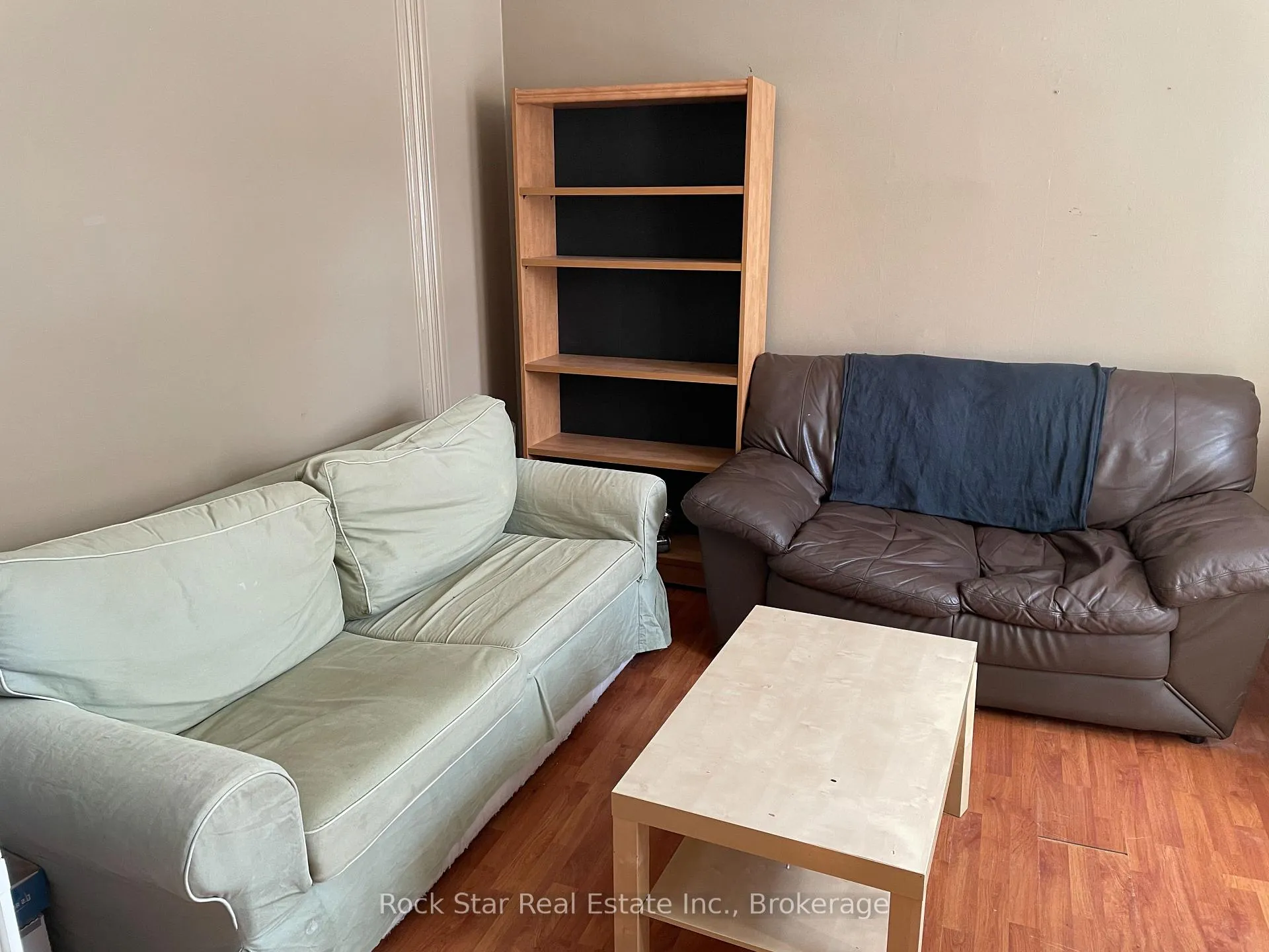 Photo 5 of 213 Colborne Street, Kingston, East of Sir John A. Blvd — HOMEH