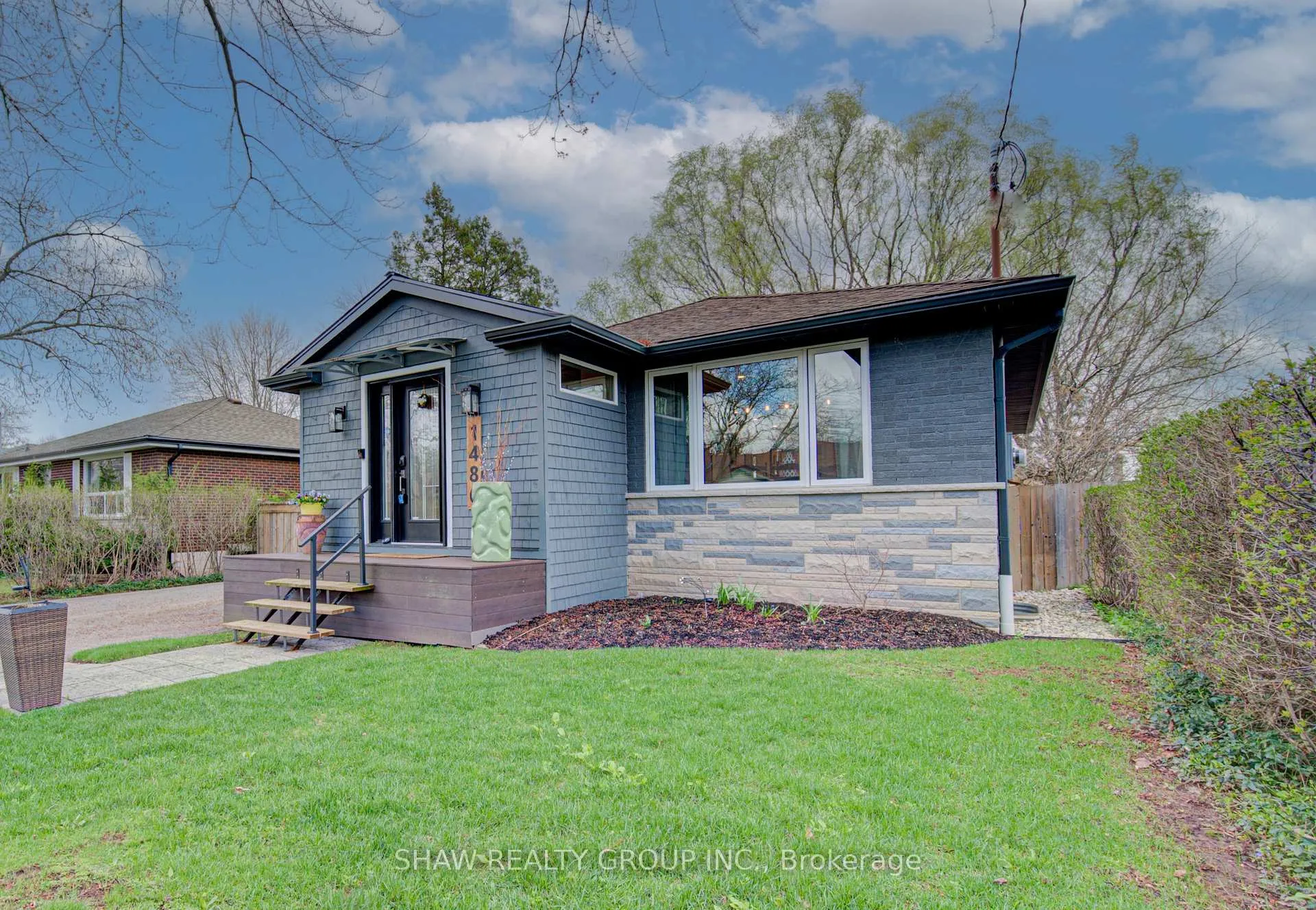 Front of 1486 Augustine Drive