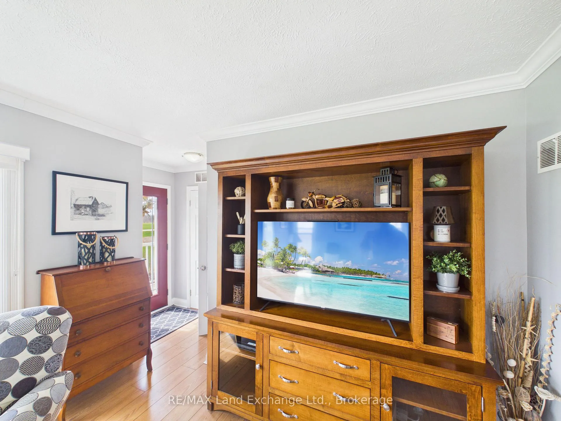 Photo 4 of 1044 5 Concession, Kincardine — HOMEH