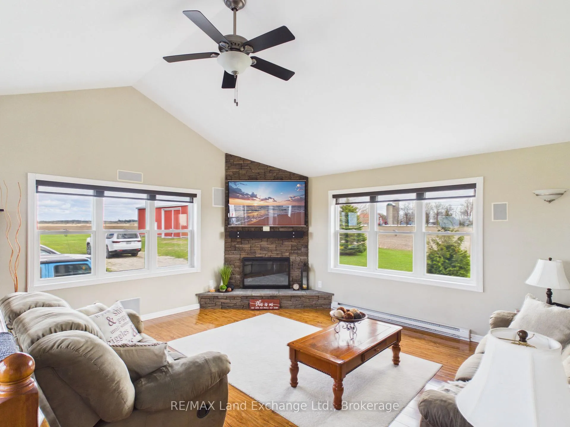 Photo 8 of 1044 5 Concession, Kincardine — HOMEH