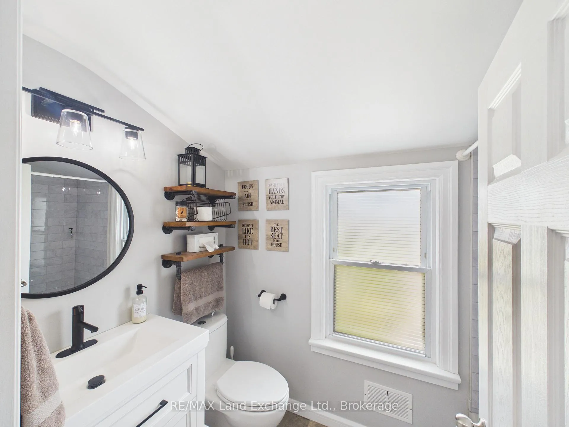 Photo 13 of 1044 5 Concession, Kincardine — HOMEH