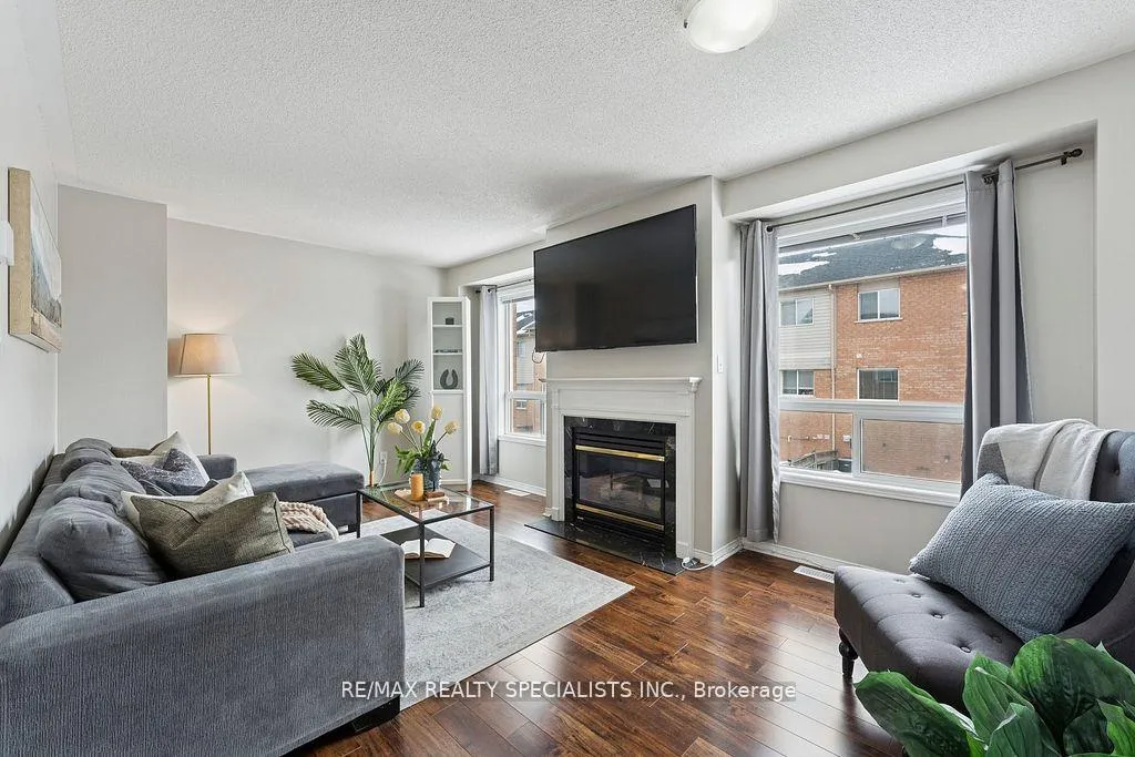 Photo 8 of Unit 51, 57 Brickyard Way, Brampton, Brampton North — HOMEH