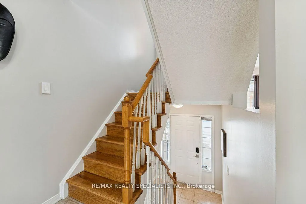 Photo 12 of Unit 51, 57 Brickyard Way, Brampton, Brampton North — HOMEH