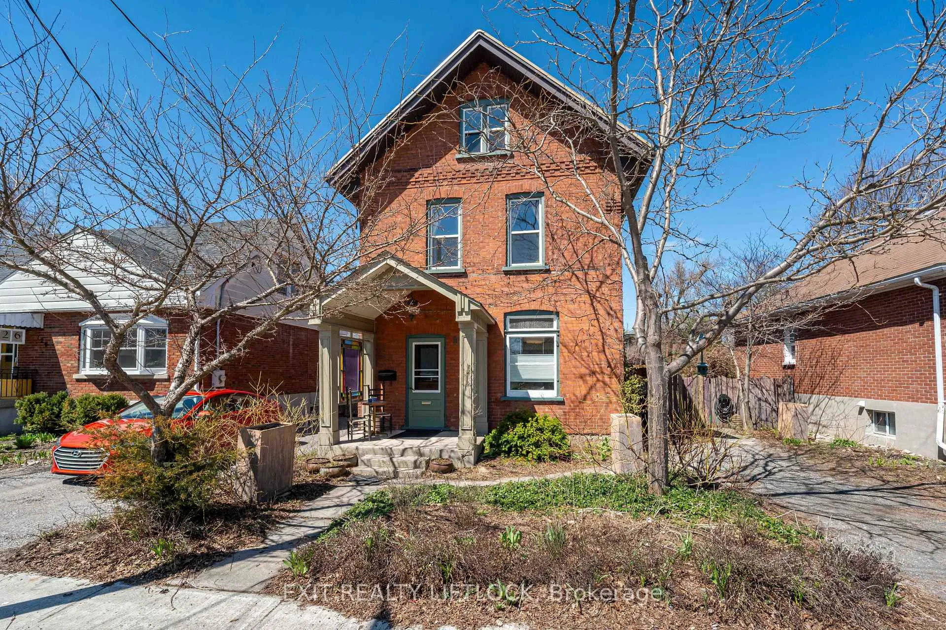Photo 2 of 128 Sutherland Place, Peterborough, Ashburnham Ward 4 — HOMEH