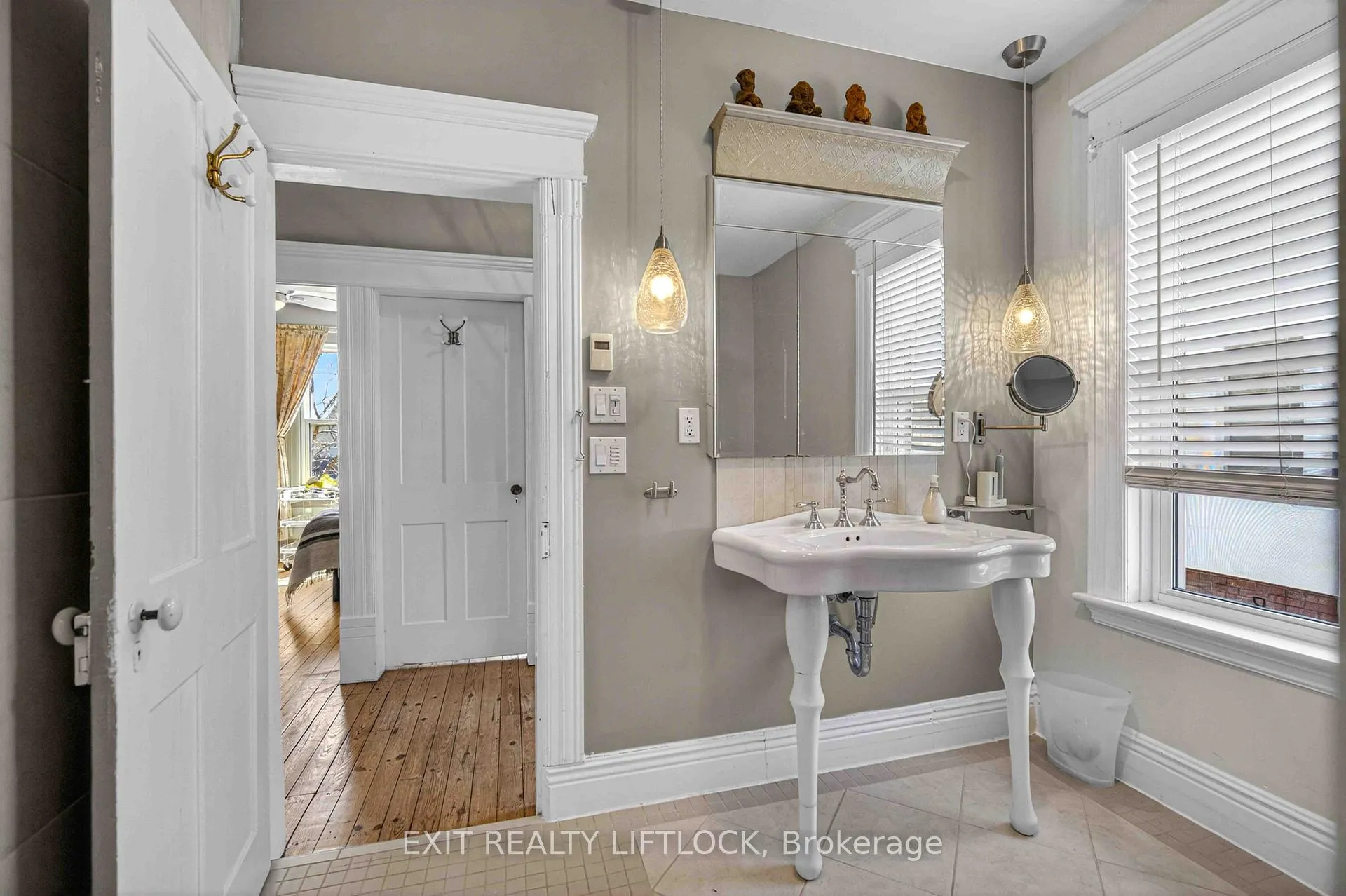 Photo 24 of 128 Sutherland Place, Peterborough, Ashburnham Ward 4 — HOMEH